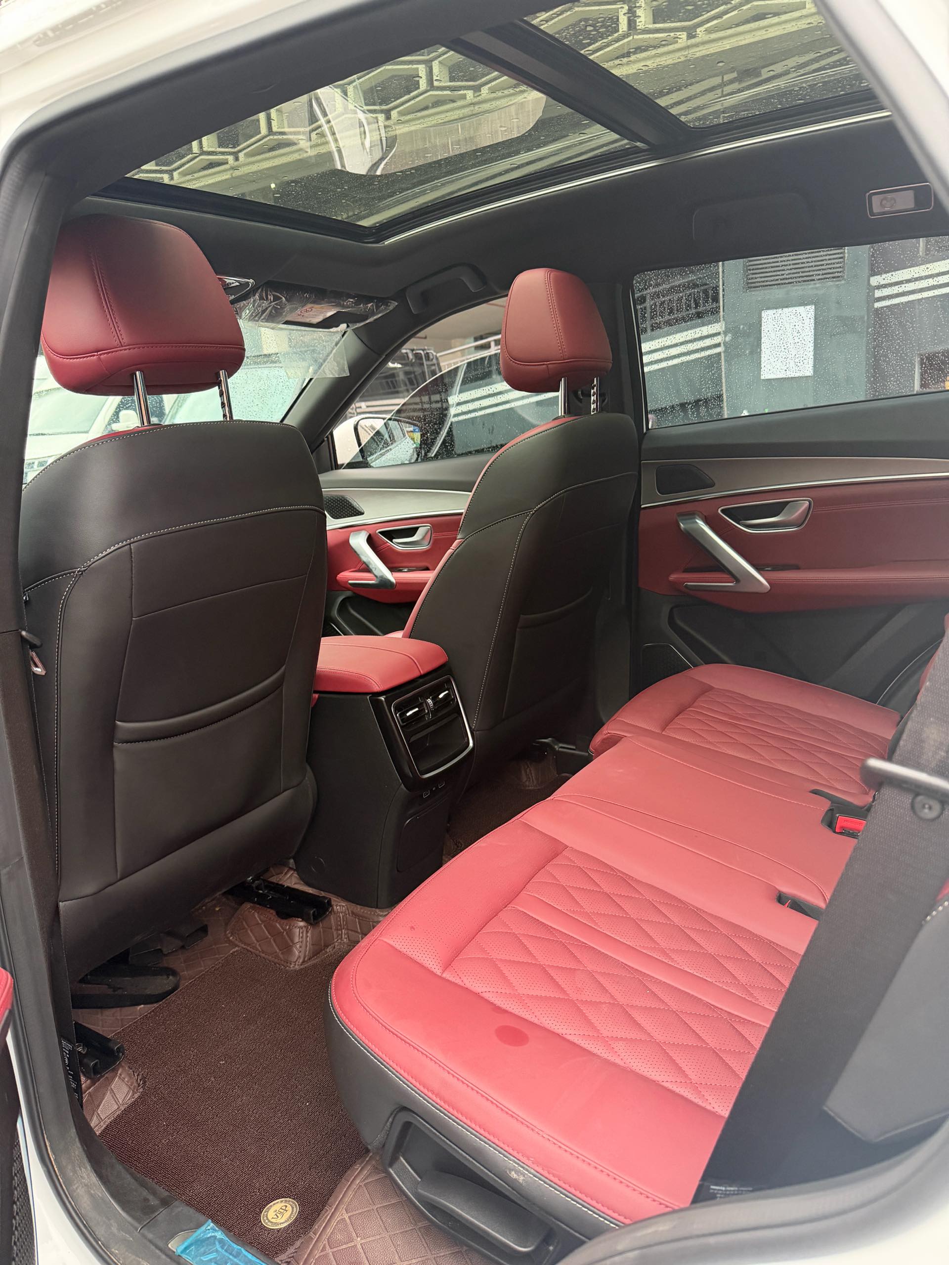JETOUR 2025 X70 PLUS 1.5T Champion Edition MAX 7-Seater