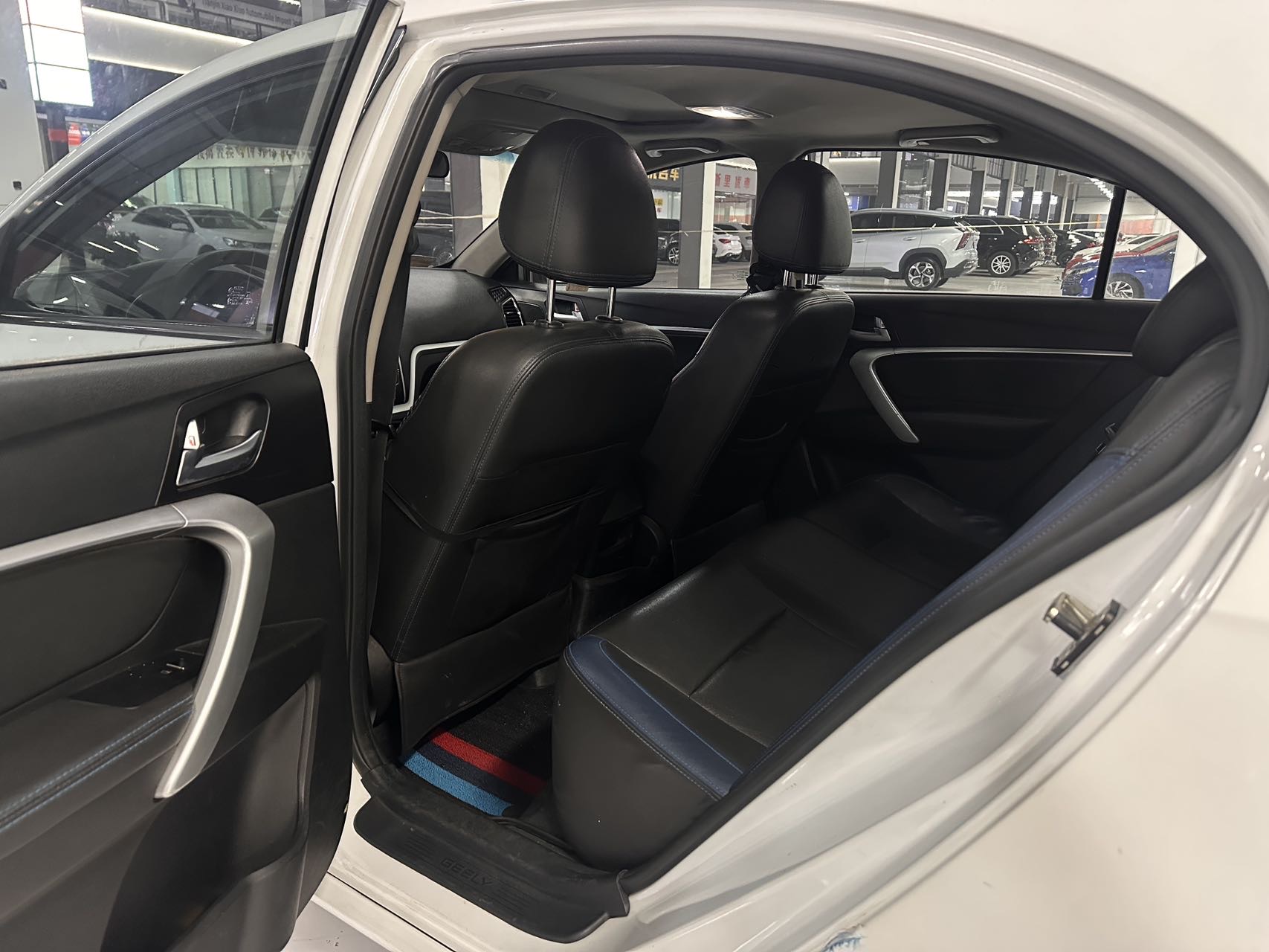 Geely 2017 Emgrand EV300 Emgrand EV300 Progressive