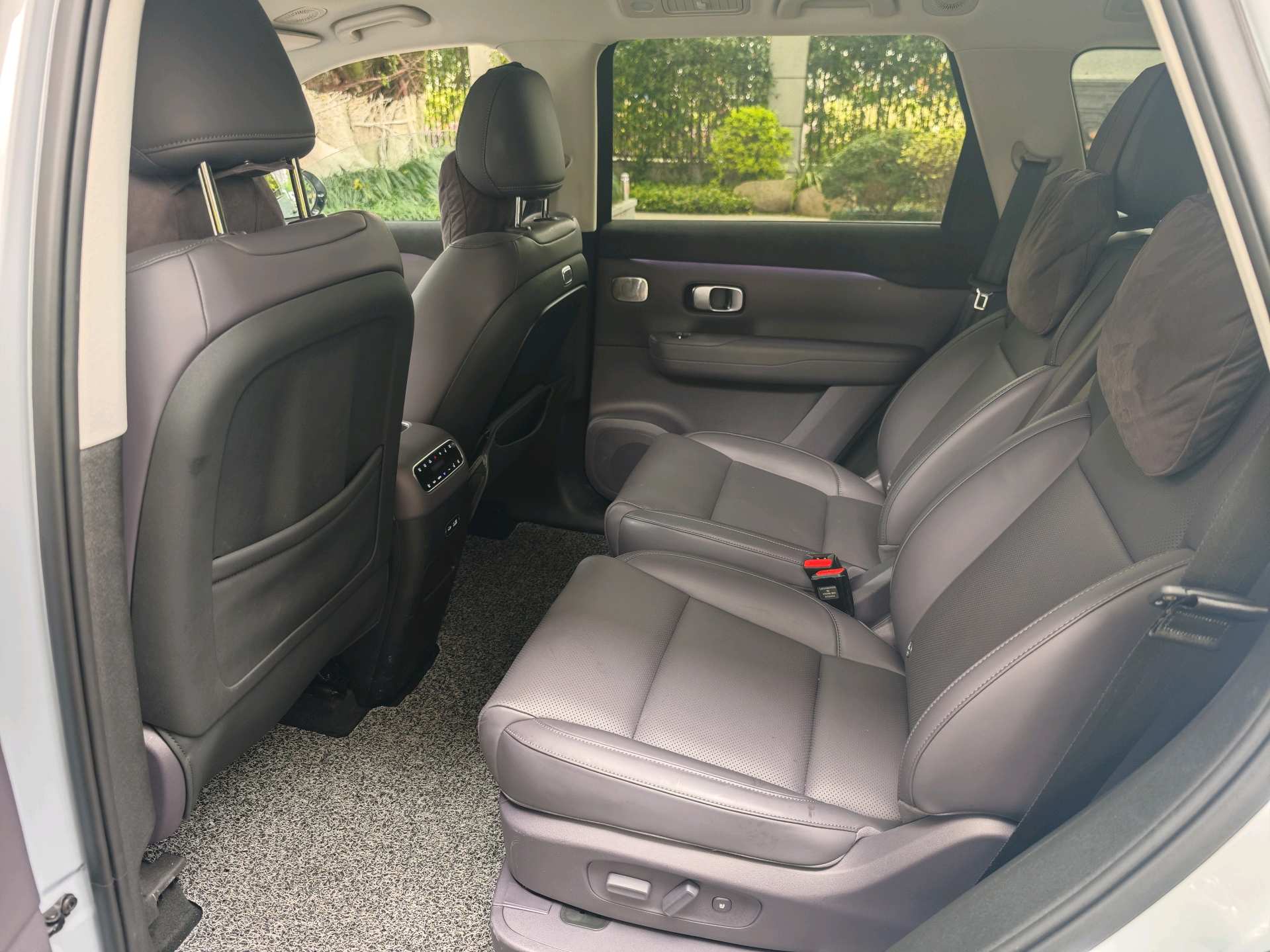 Leapmotor 2026 C16 630 LiDAR Ultimate 6-Seater