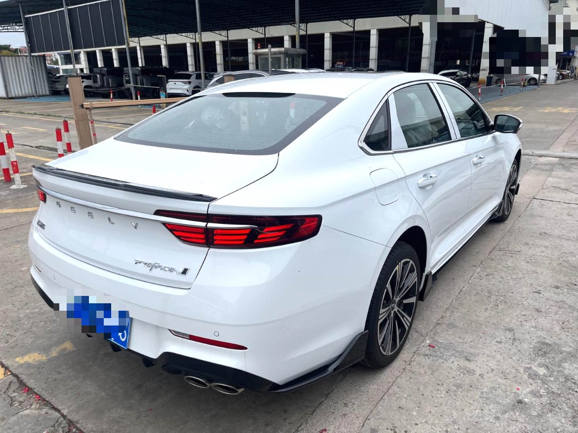 Geely 2026 Xingrui 1.5TD Dongfang Yao Kunlun Edition