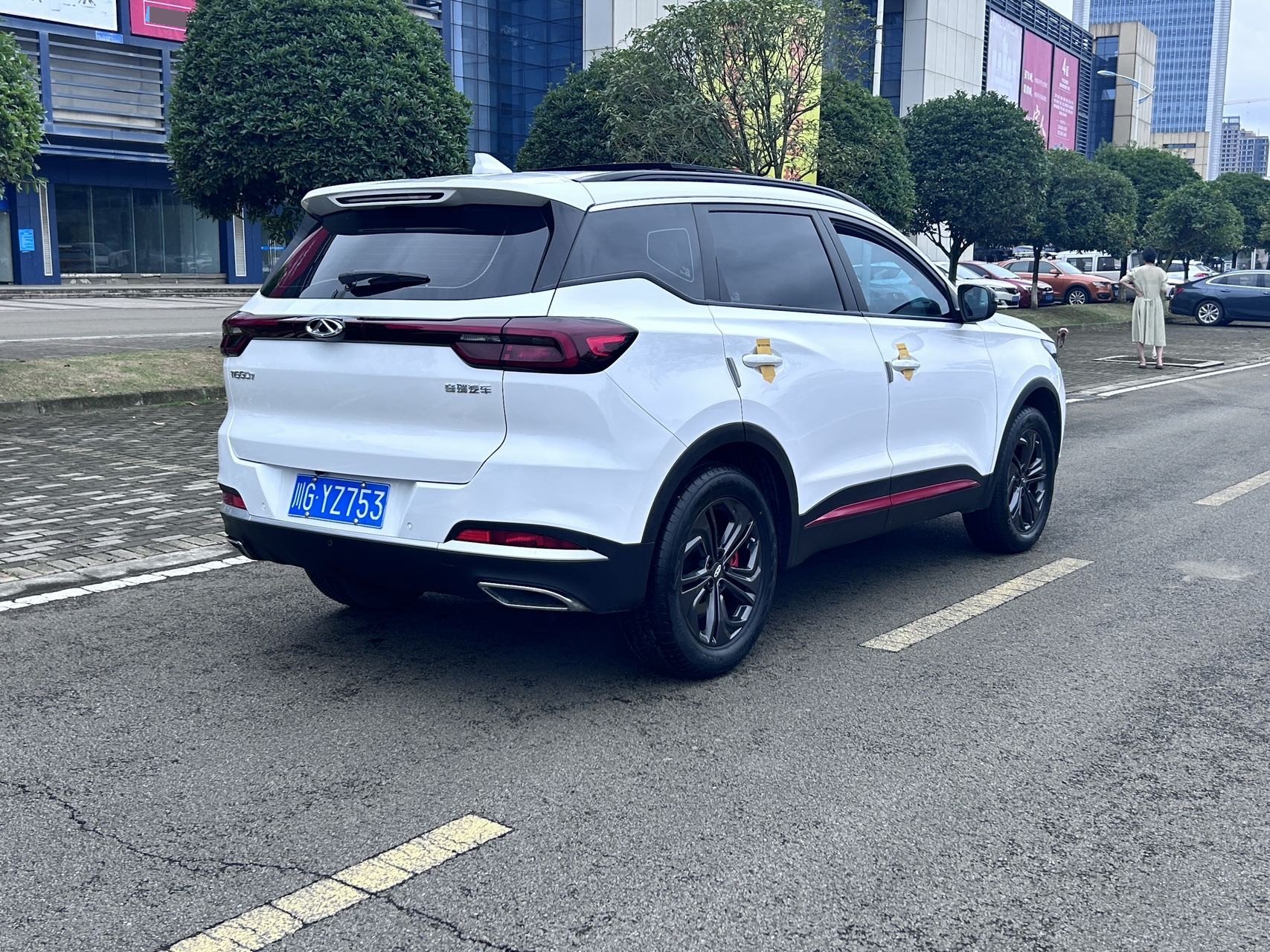 奇瑞 2023款 瑞虎7 1.5T 无级 超能版 超能勇士