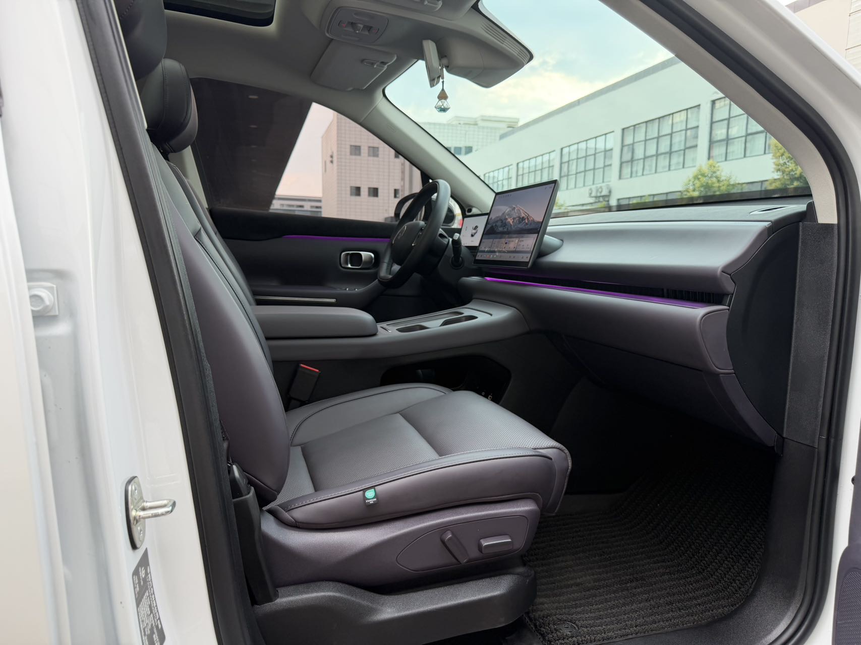 Leapmotor 2024 C10 210 Smart Edition