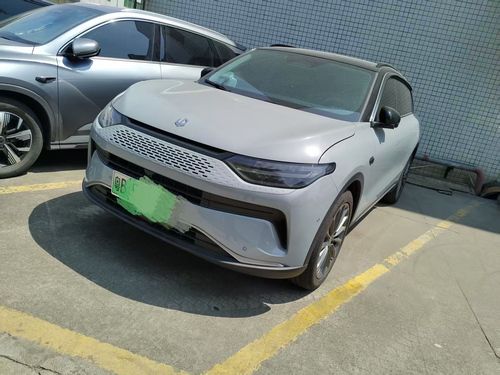 零跑 2024款 C11 300 尊享版