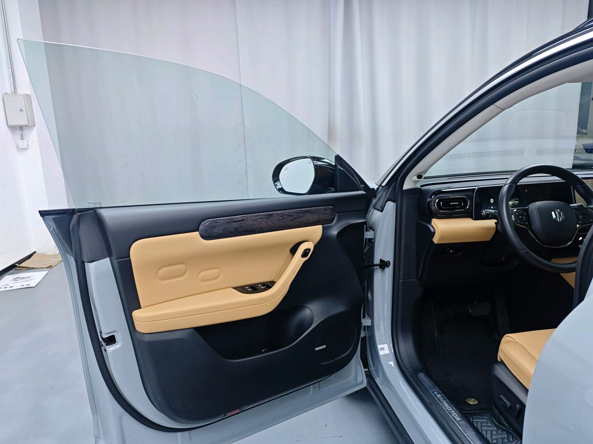 Leapmotor 2024 C11 300 Deluxe Edition