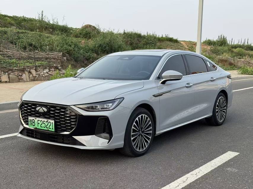 Chery 2025 Fengyun A8L 1.5TGDI 145km Luxury
