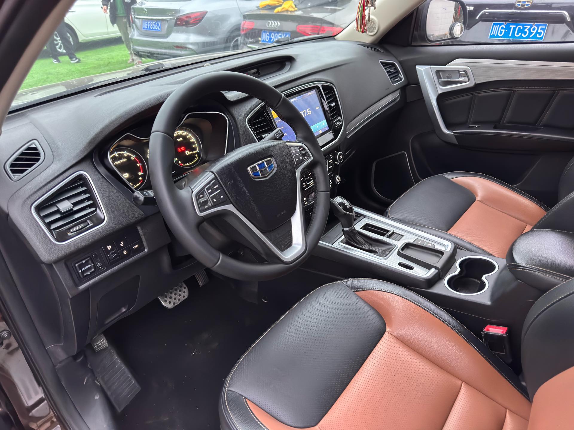 Geely 2016 Vision SUV (X6) 1.3T CVT Luxury