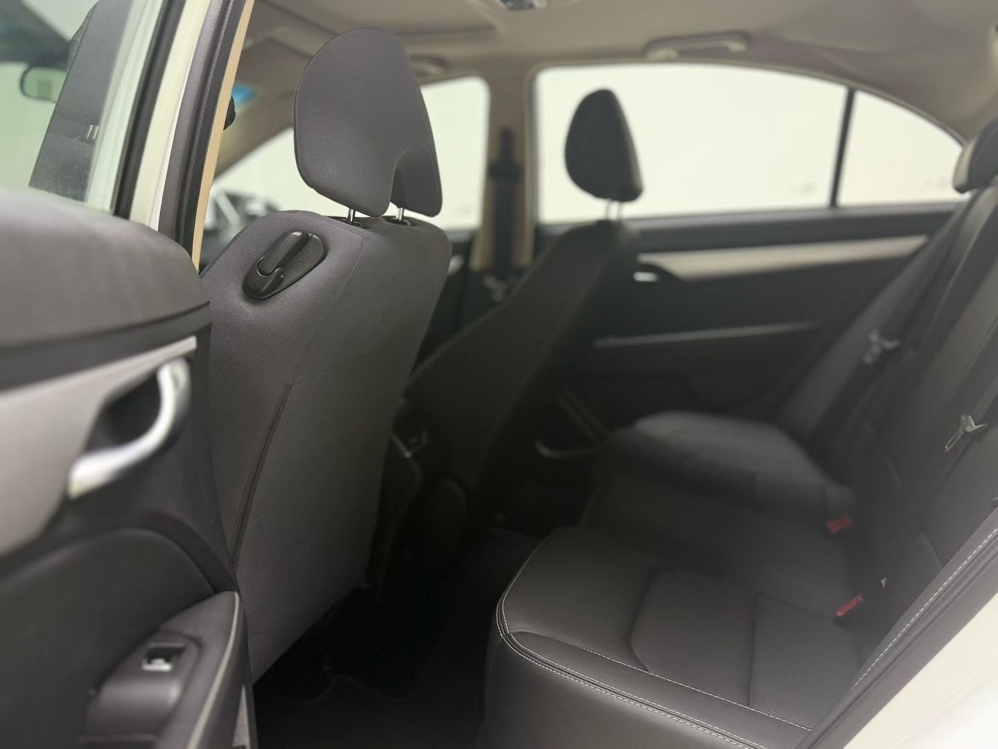 Geely 2018 Emgrand Sedan 1.5 CVT Xiangshang Internet Edition