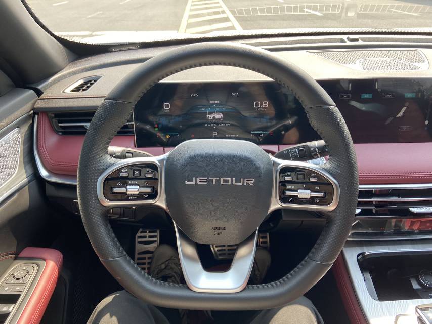 捷途 2023款 X70 PRO 1.5T 舒享型7座