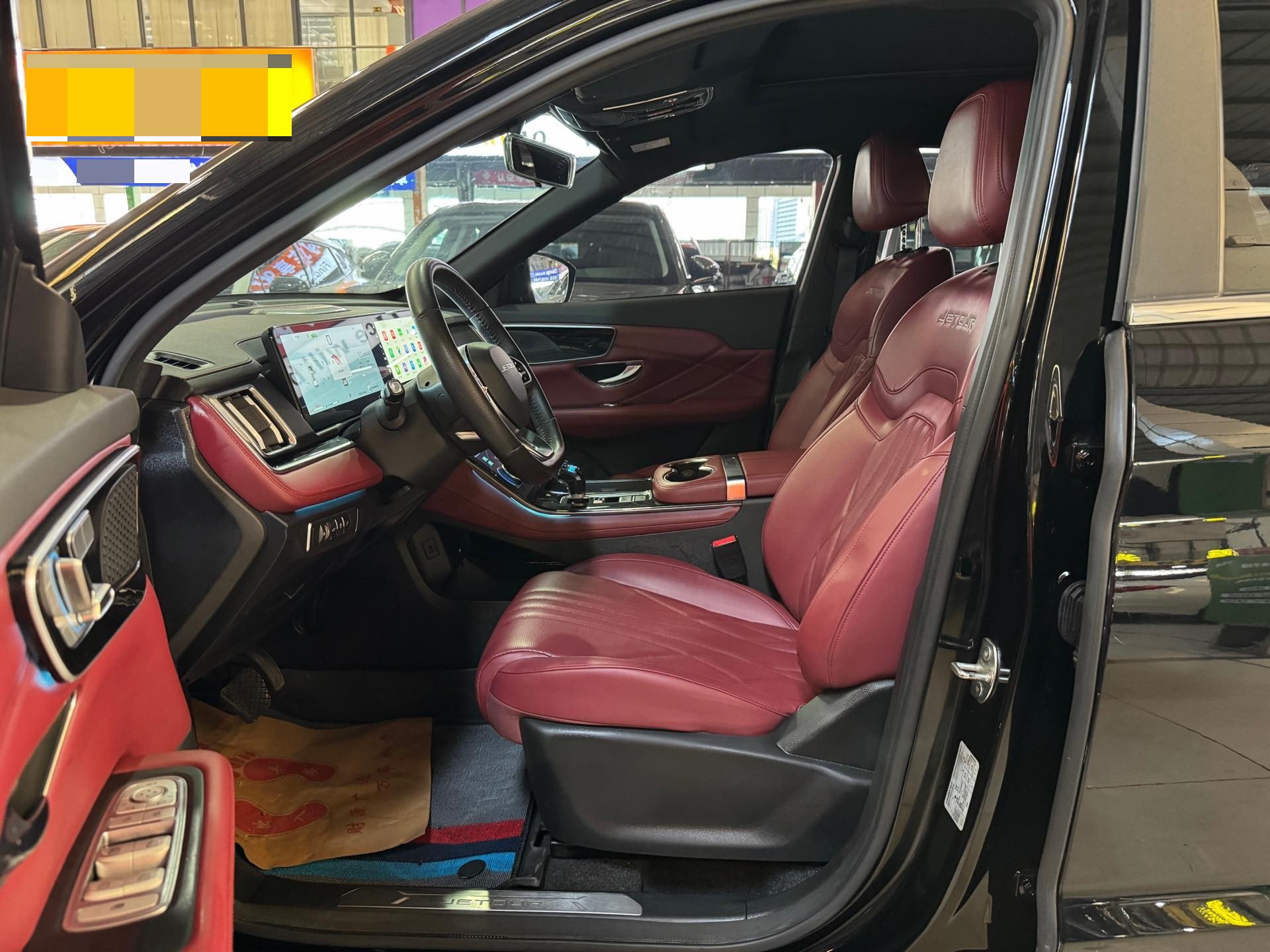 JETOUR 2025 X70 PLUS 1.5T Luxury Surge Edition 5-Seater