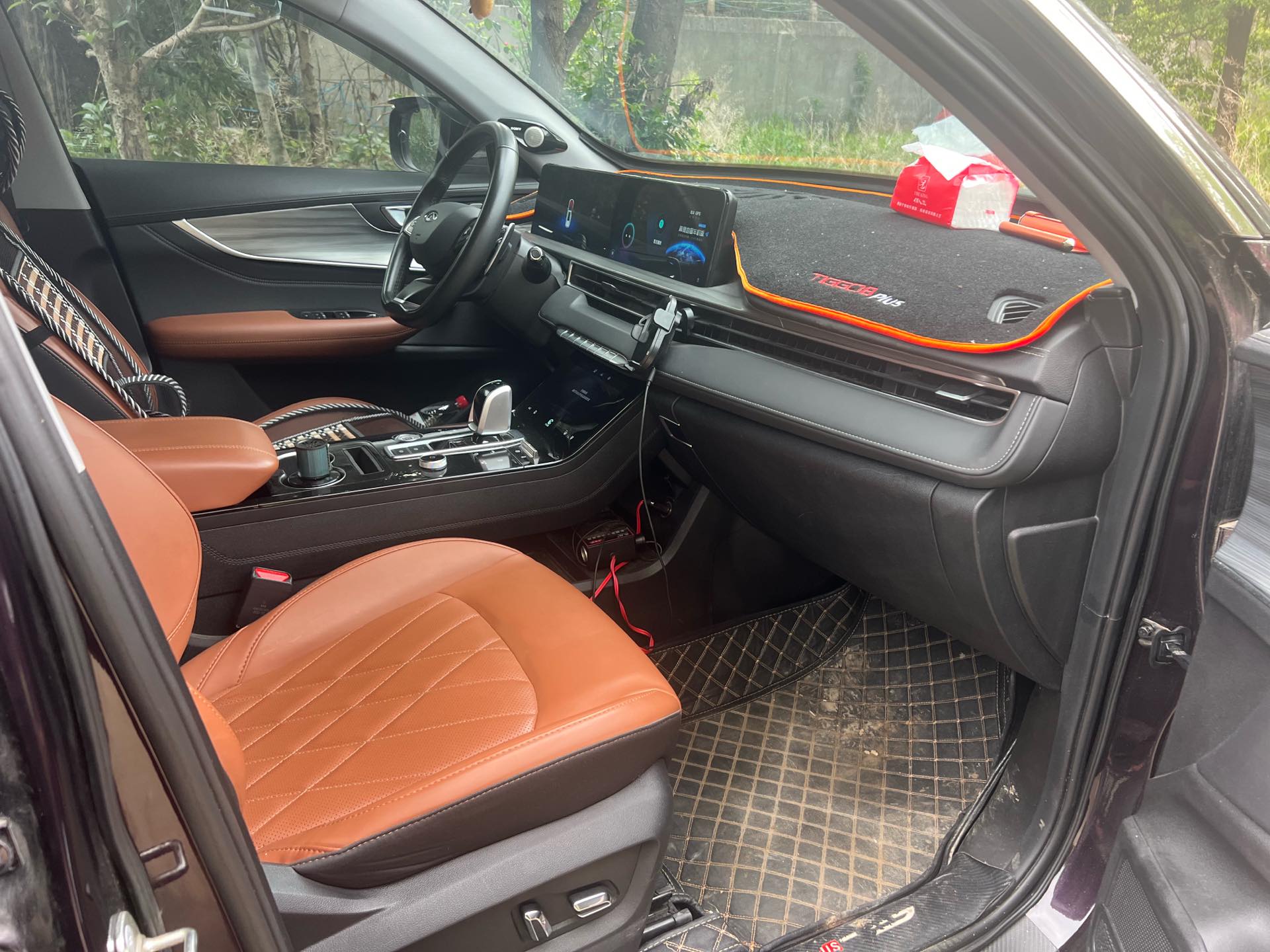 奇瑞 2022款 瑞虎8 PLUS 1.6TGDI 290TGDI 豪享版+