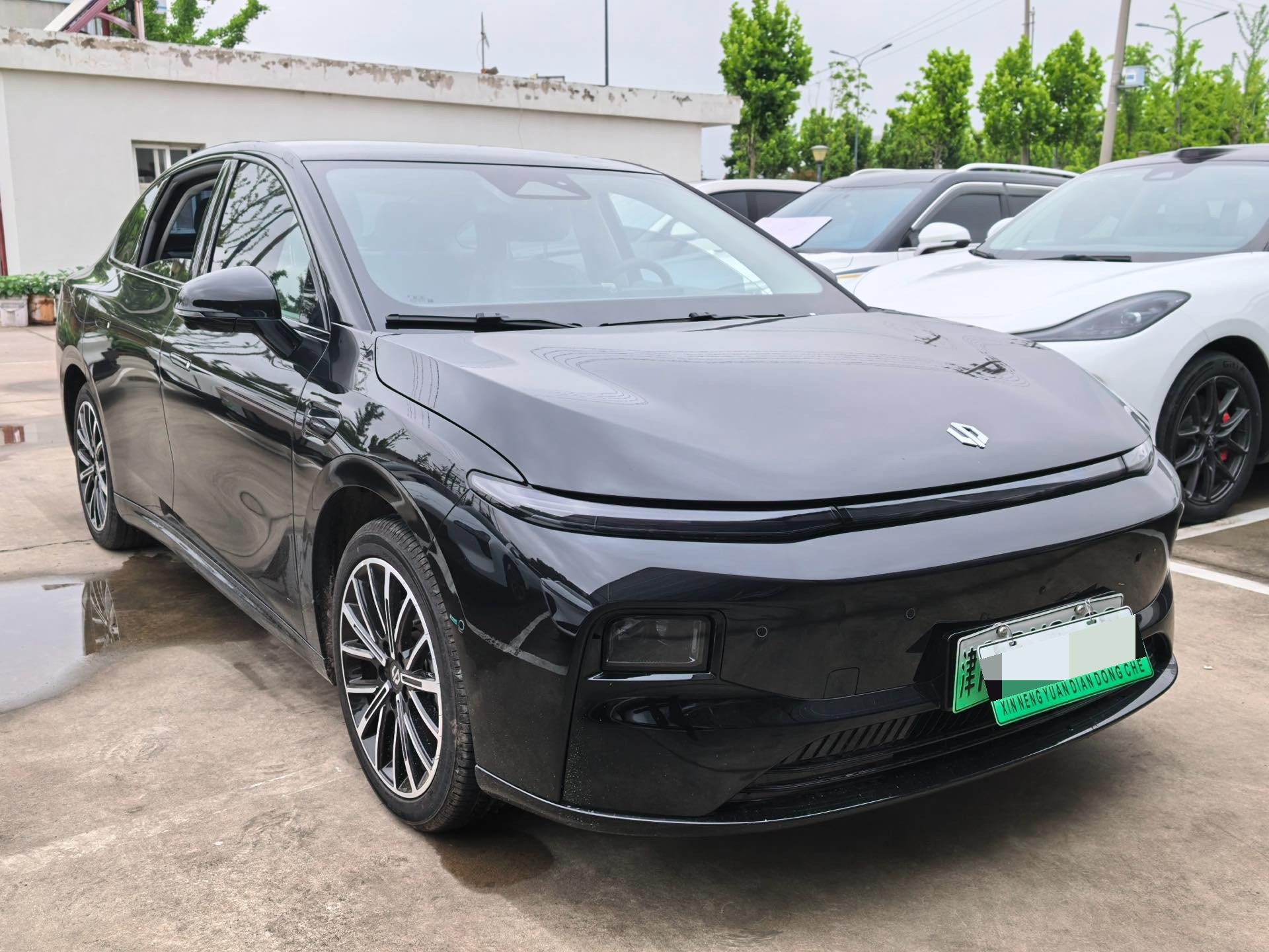 零跑 2025款 B01 550智行版