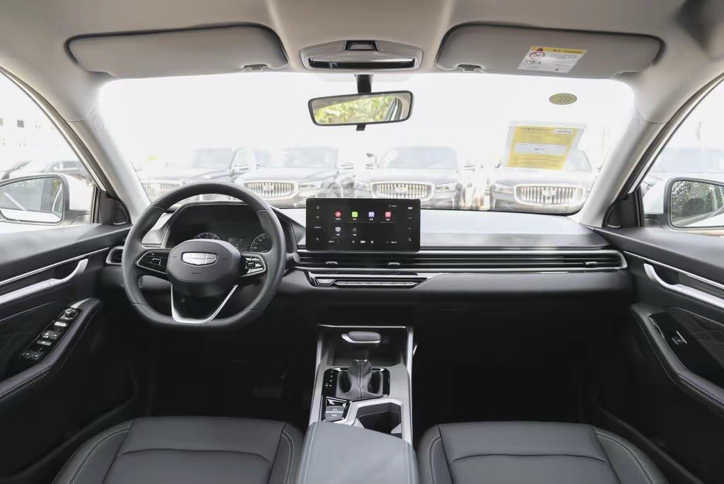 Geely 2025 Emgrand Sedan 1.5 CVT Xingyao Edition