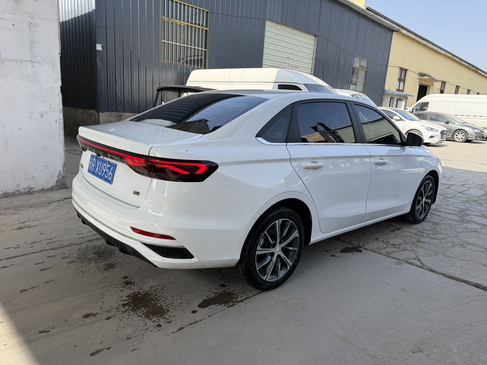 Geely 2023 Emgrand Sedan 1.5 CVT Champion Premium