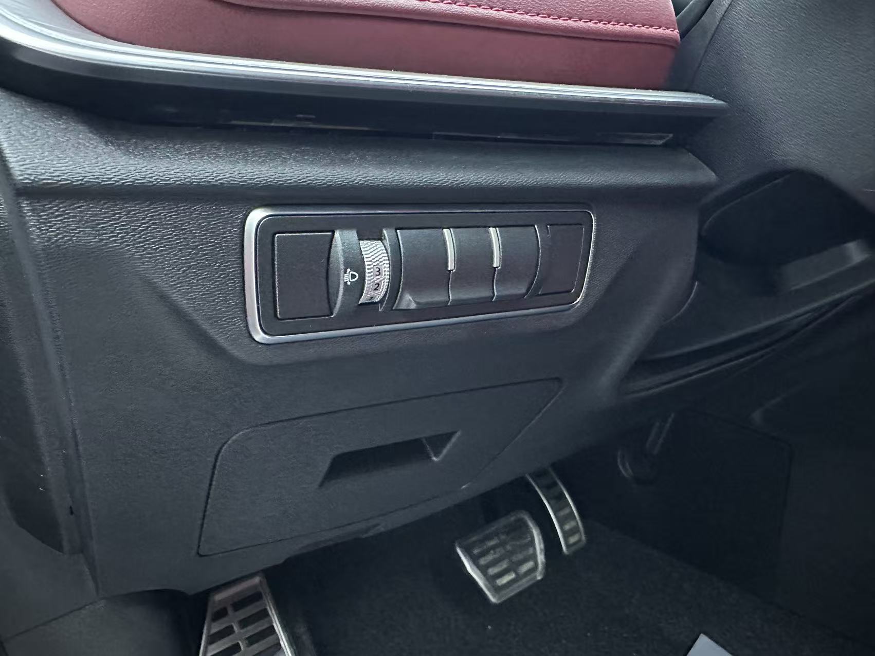 JETOUR 2022 X70 PLUS 1.5T CVT Mountain 5-Seater