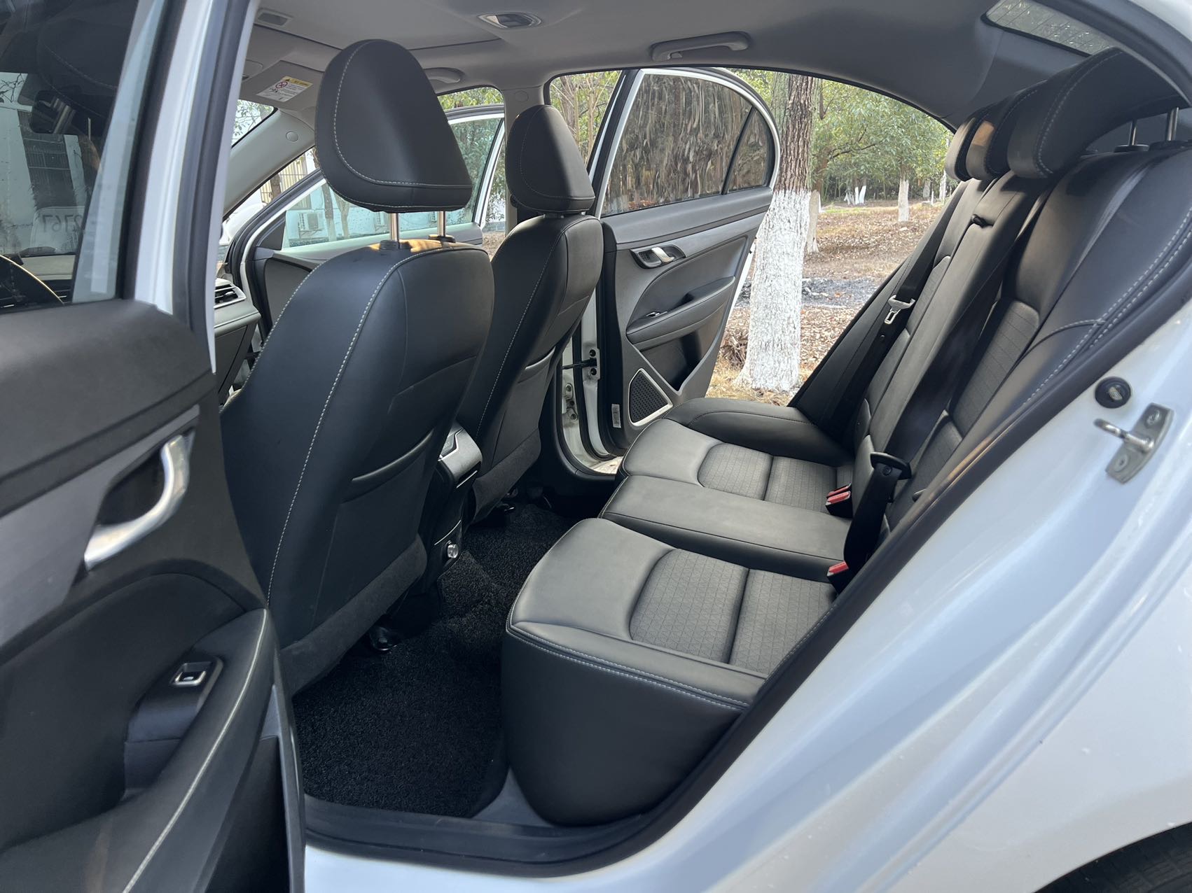 Geely 2019 Emgrand Sedan 1.5 CVT Leading Edition Xiangya Asian Games Edition