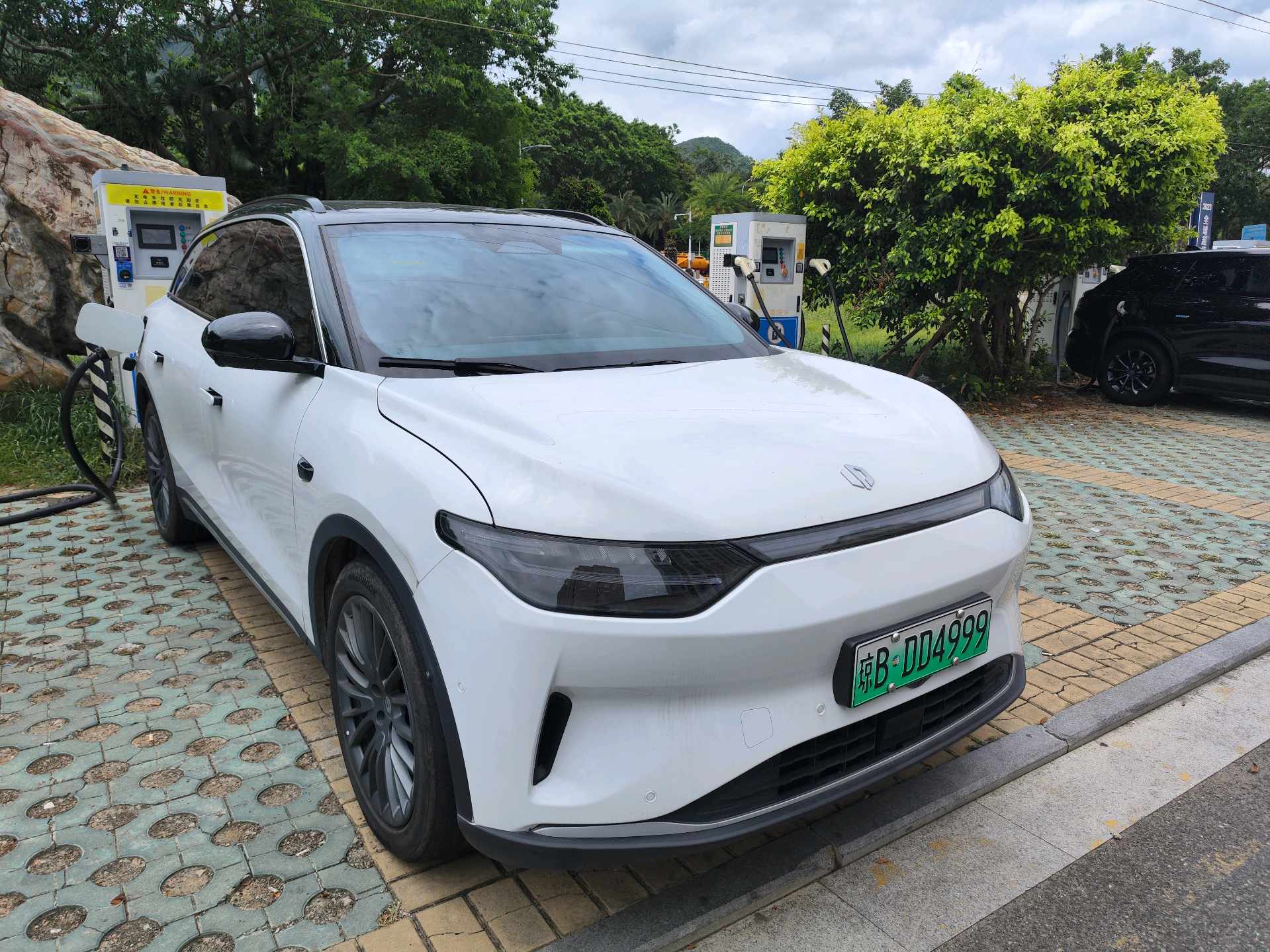 零跑 2024款 C11 580 尊享版