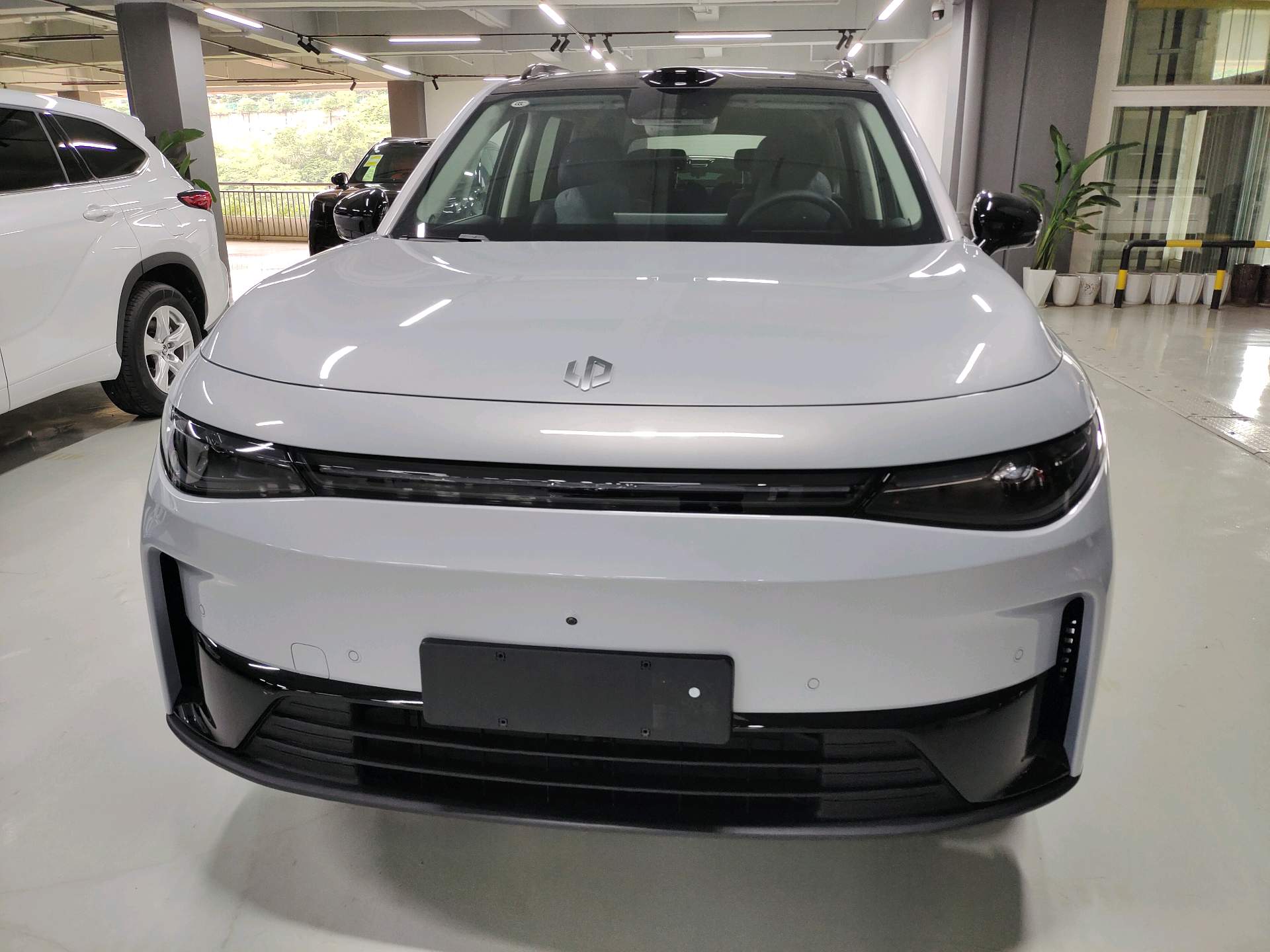 Leapmotor 2026 C16 630 LiDAR Ultimate 6-Seater