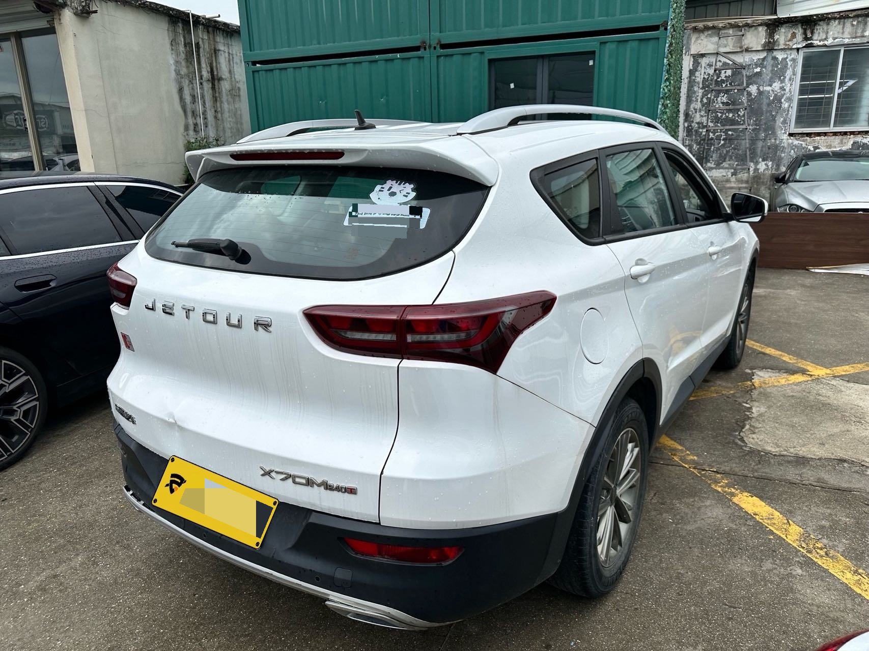 JETOUR 2021 X70M 1.5T Deluxe Partner 5-Seater