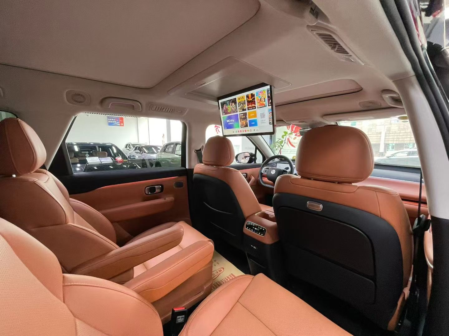 Leapmotor 2026 C16 280 LiDAR Zhizun Edition 6-Seater