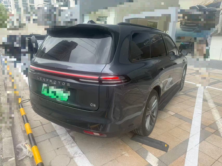 零跑 2024款 C16 520尊享版