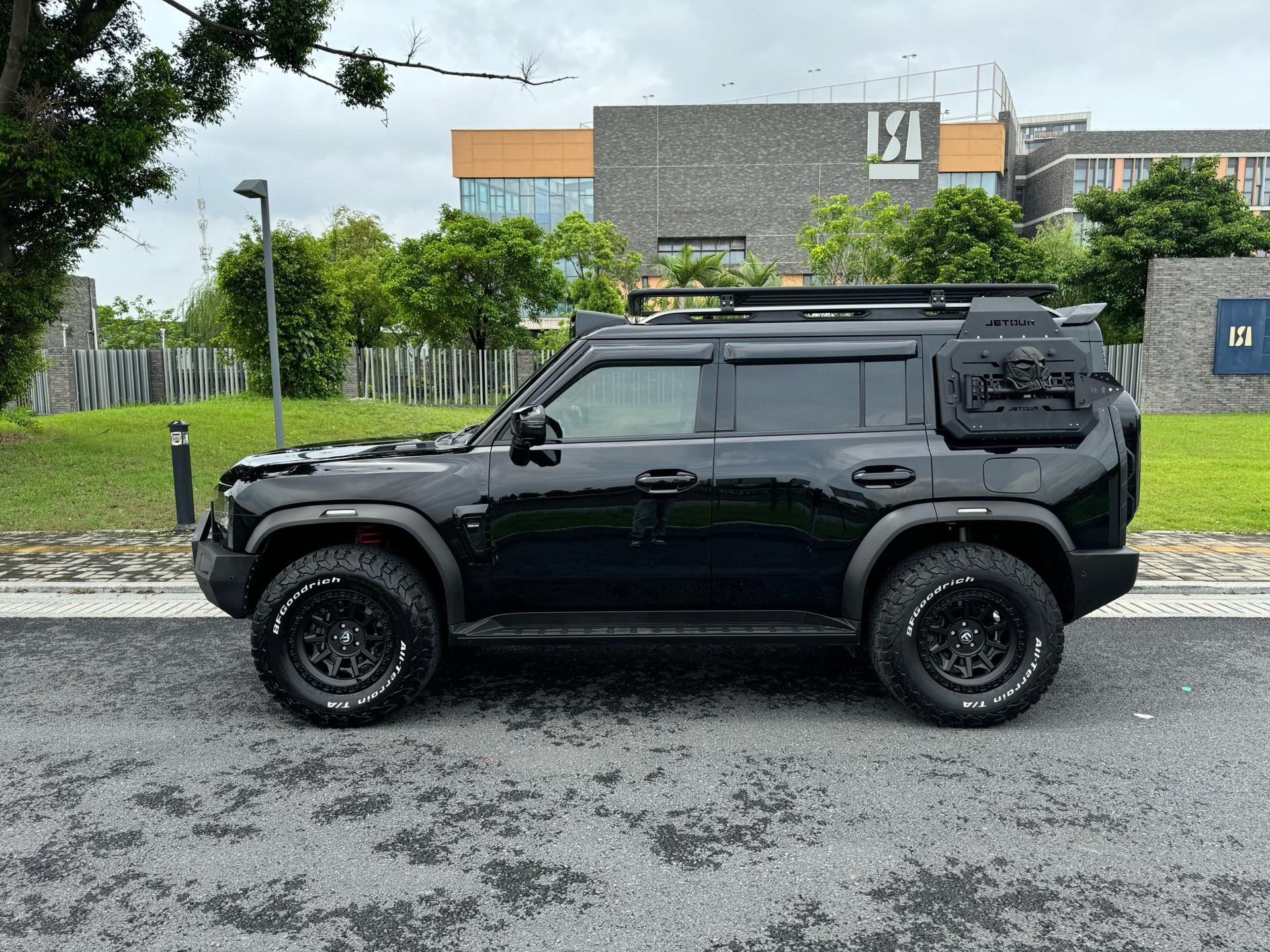 JETOUR 2023 Traveler 2.0T 4WD Cross PRO+