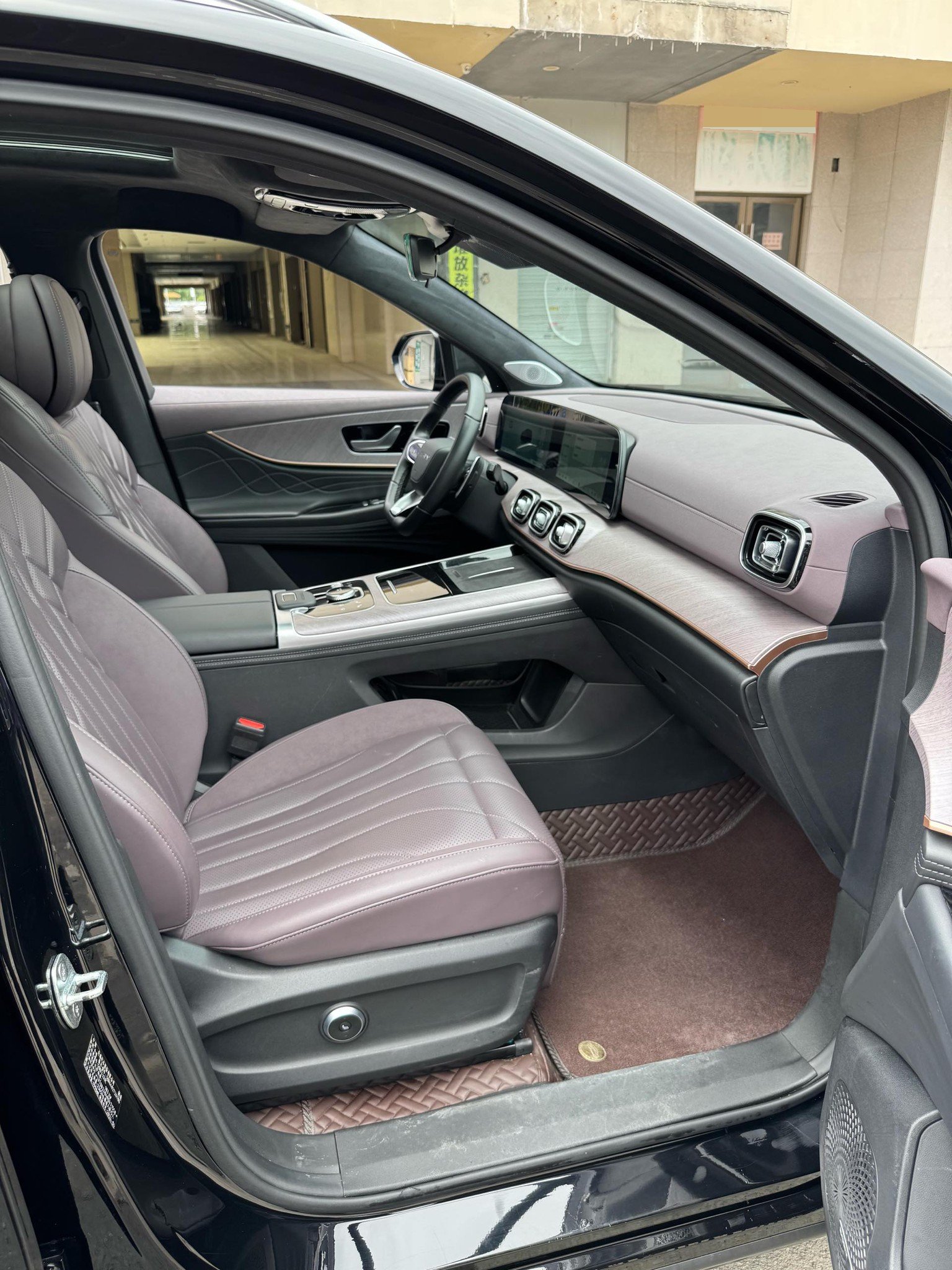 Chery 2024 Tiggo 9 2.0T 2WD Ultra Comfort Premium Edition