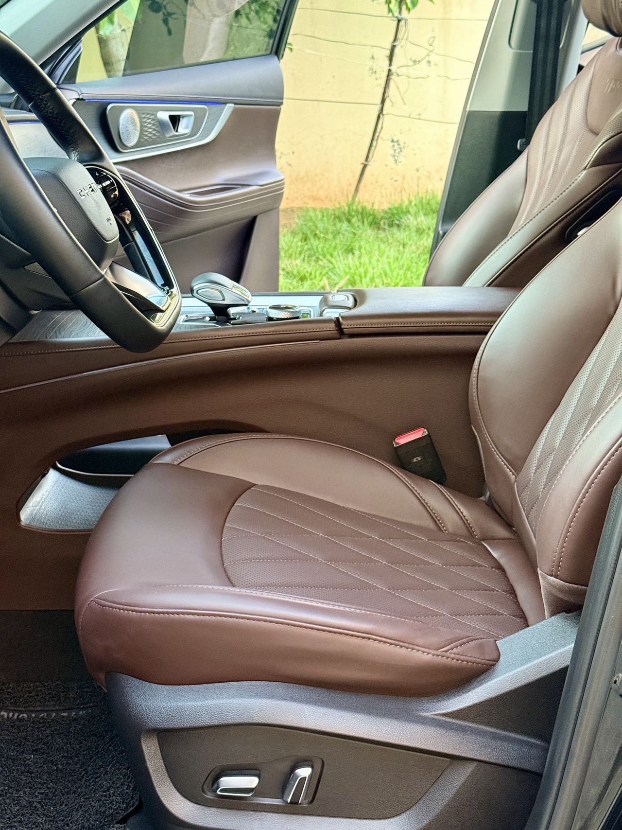 奇瑞 2022款 瑞虎8 PRO 1.6T 290T 两驱浩瀚版5座