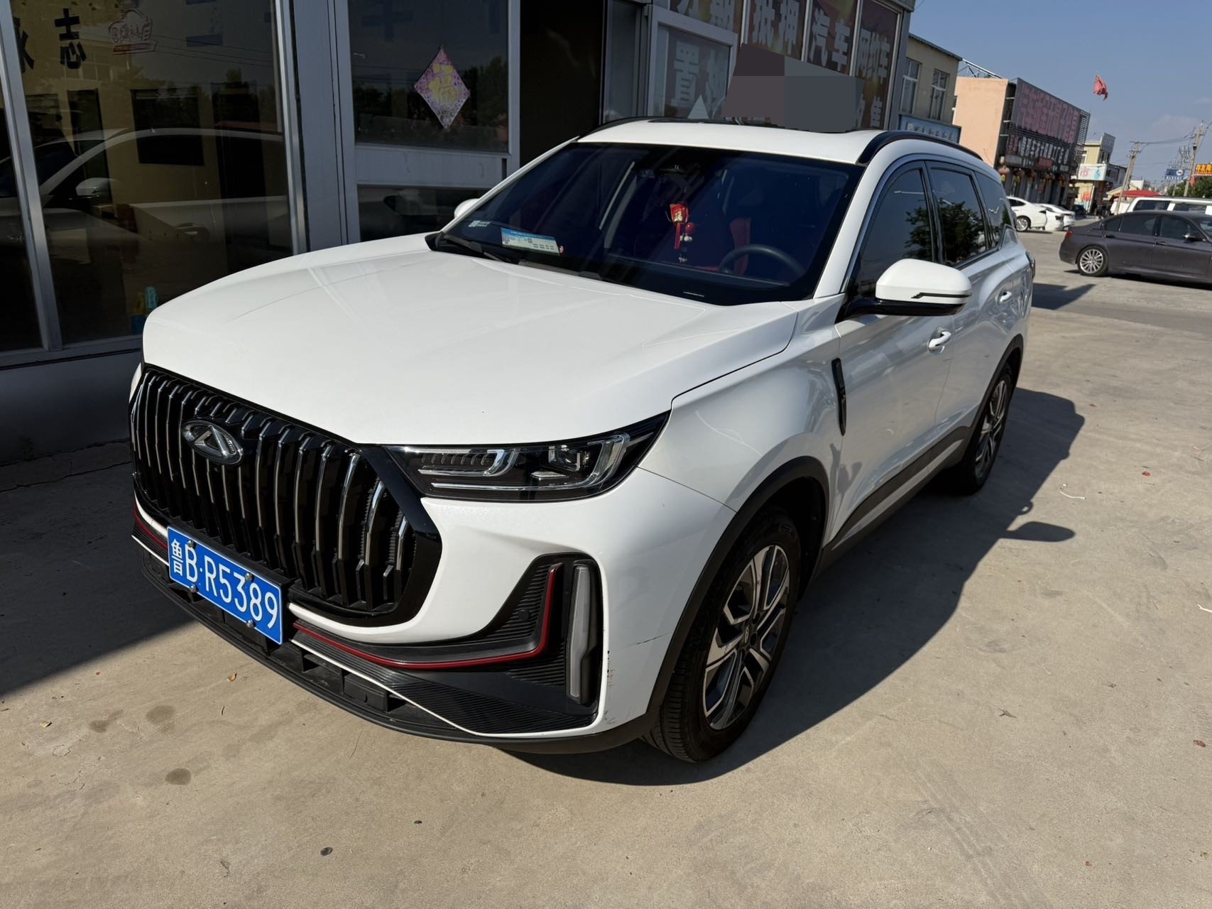 奇瑞 2023款 瑞虎7 PLUS 1.6TGDI 尊贵型