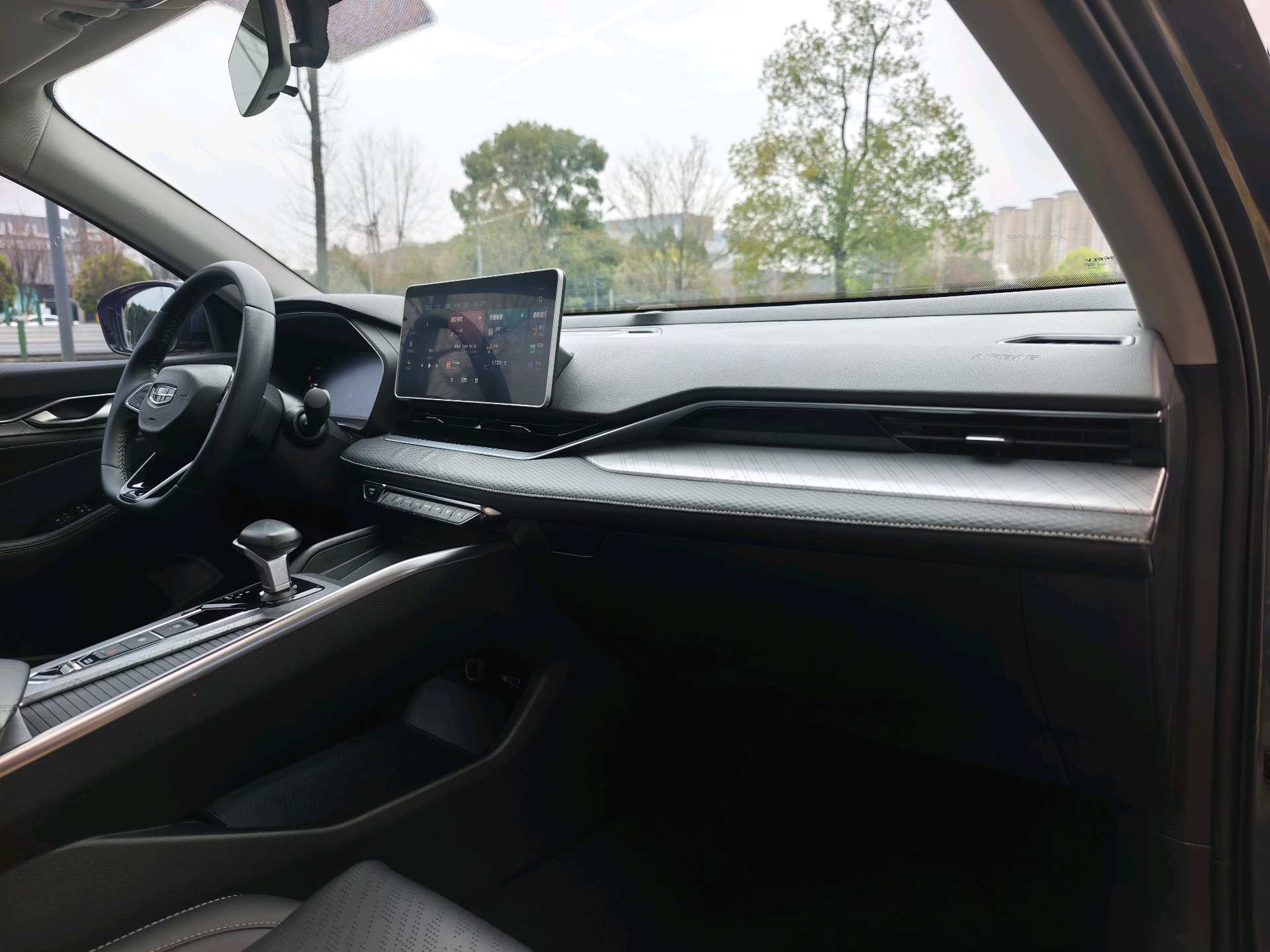 Geely 2021 Xingrui 2.0T Luxury Plus
