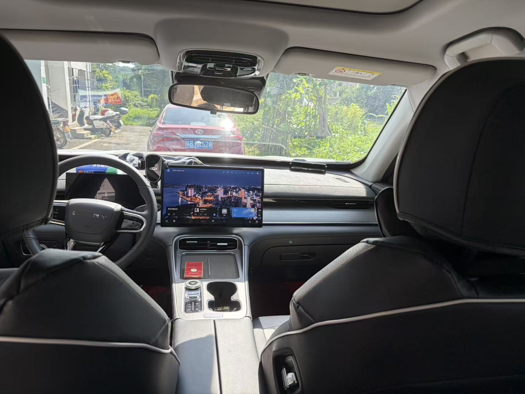 Chery 2025 Tiggo 8 PLUS 1.6TGDI 290TGDI Luxury