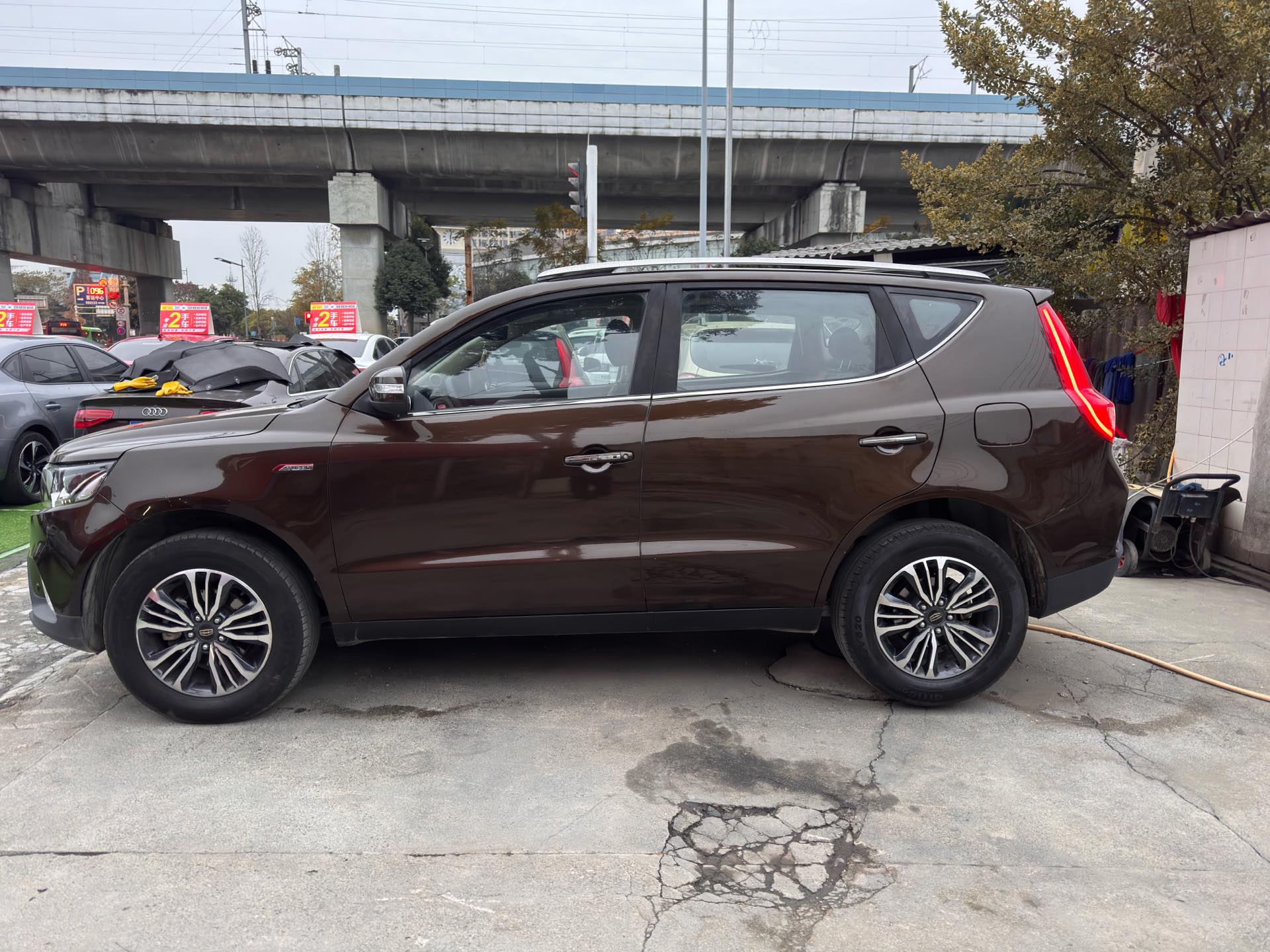 Geely 2016 Vision SUV (X6) 1.3T CVT Luxury