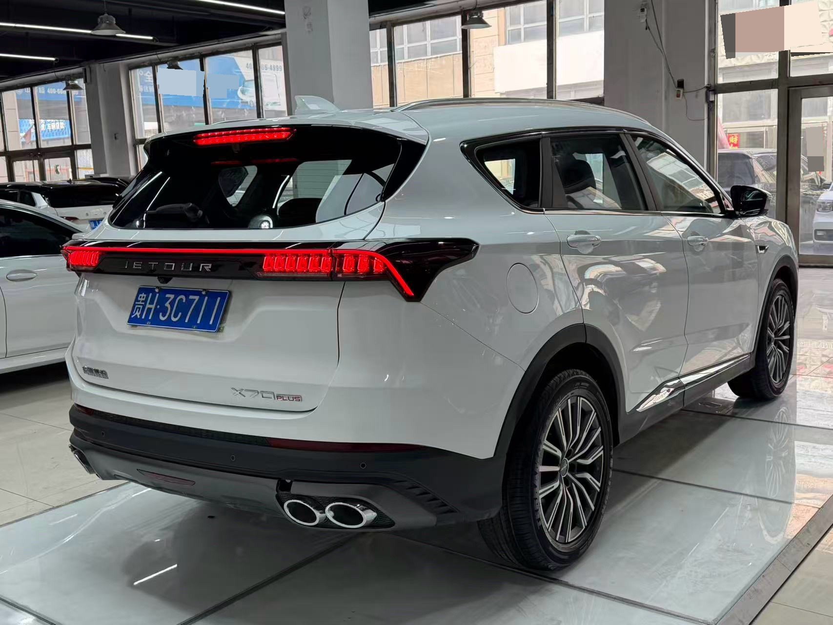 JETOUR 2025 X70 PLUS 1.5T Champion Edition MAX+ 5-Seater