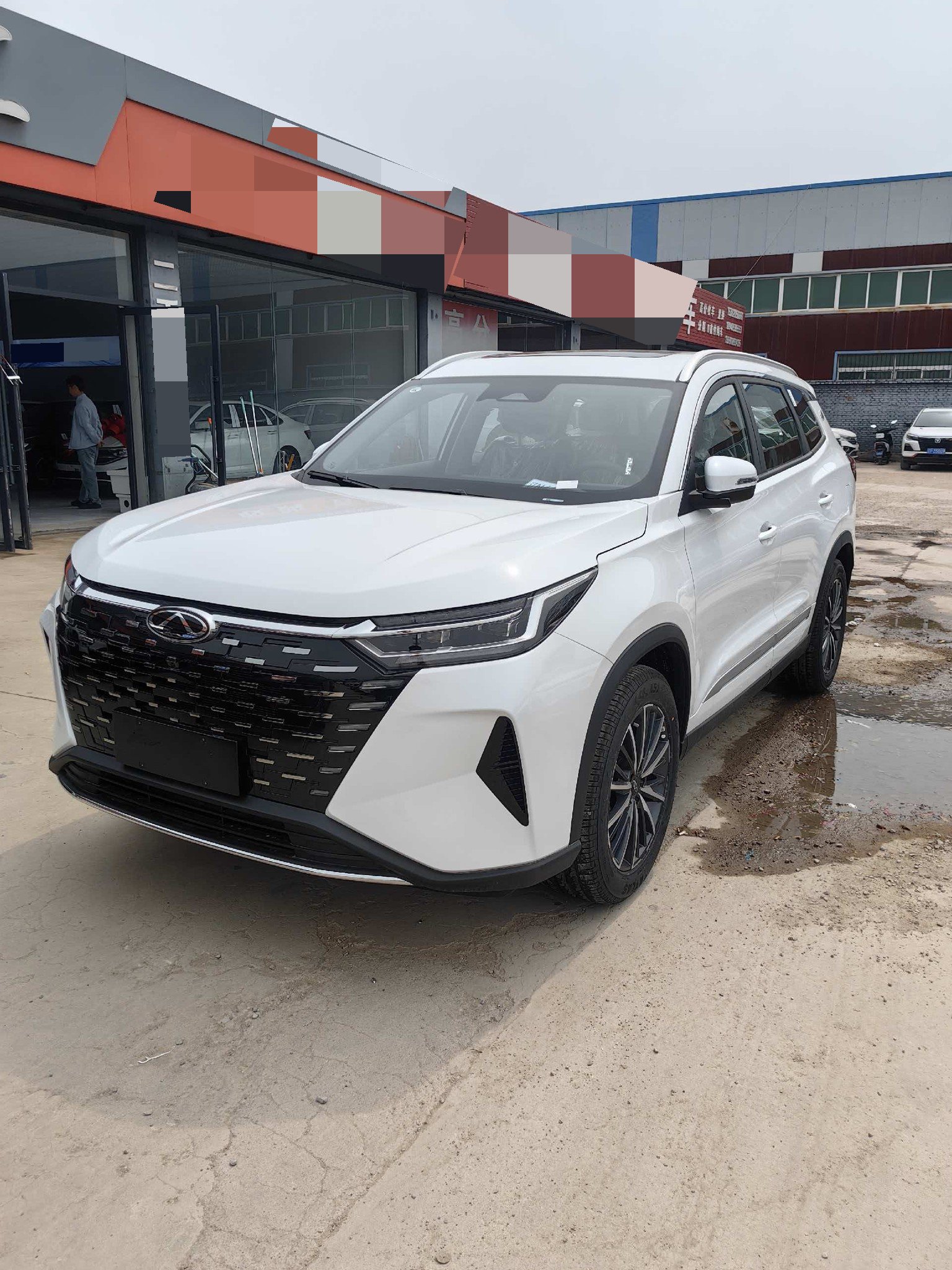 奇瑞 2025款 瑞虎8 PRO 1.6T 290T 两驱豪华+