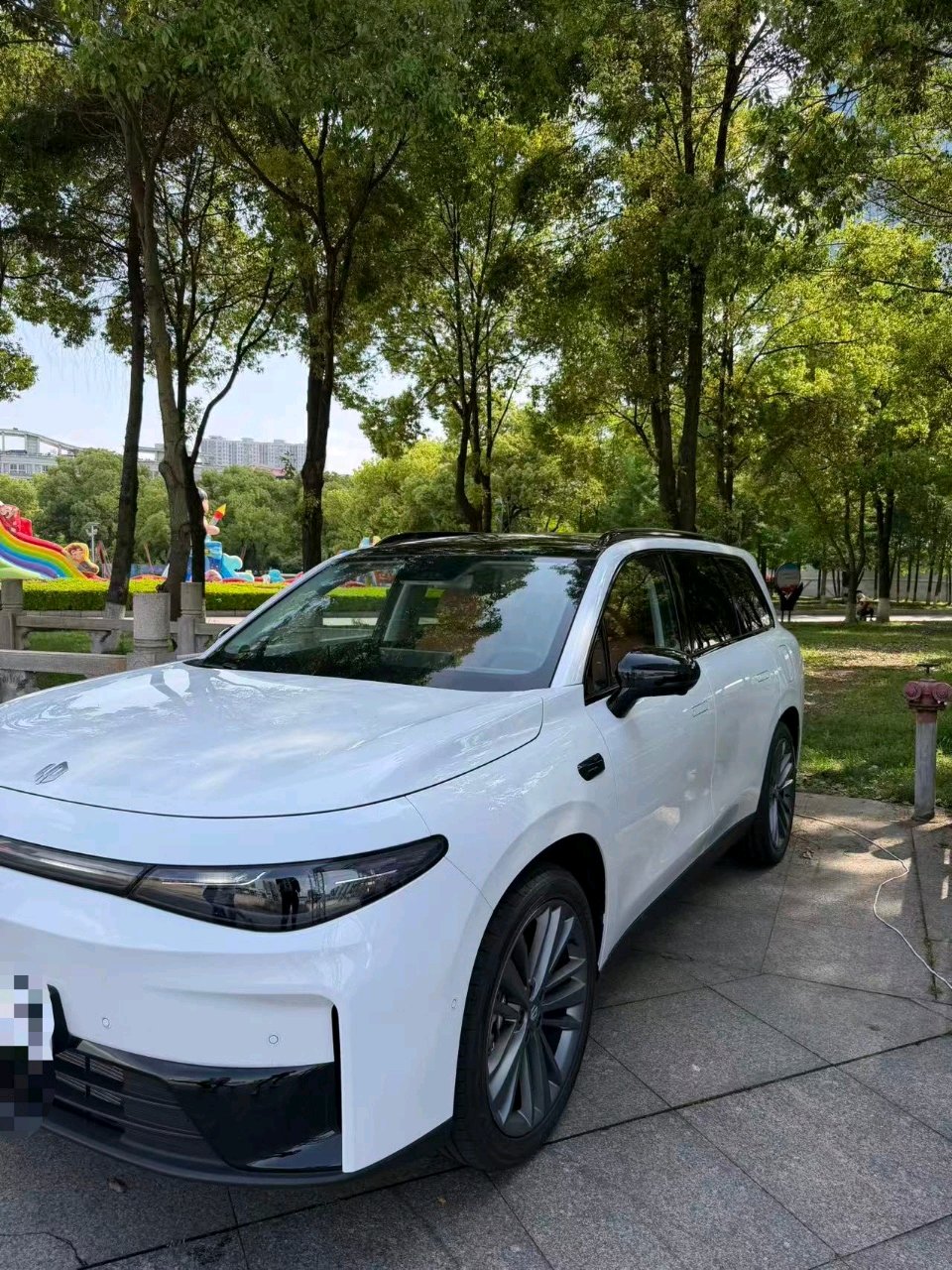 零跑 2024款 C16 200尊享版