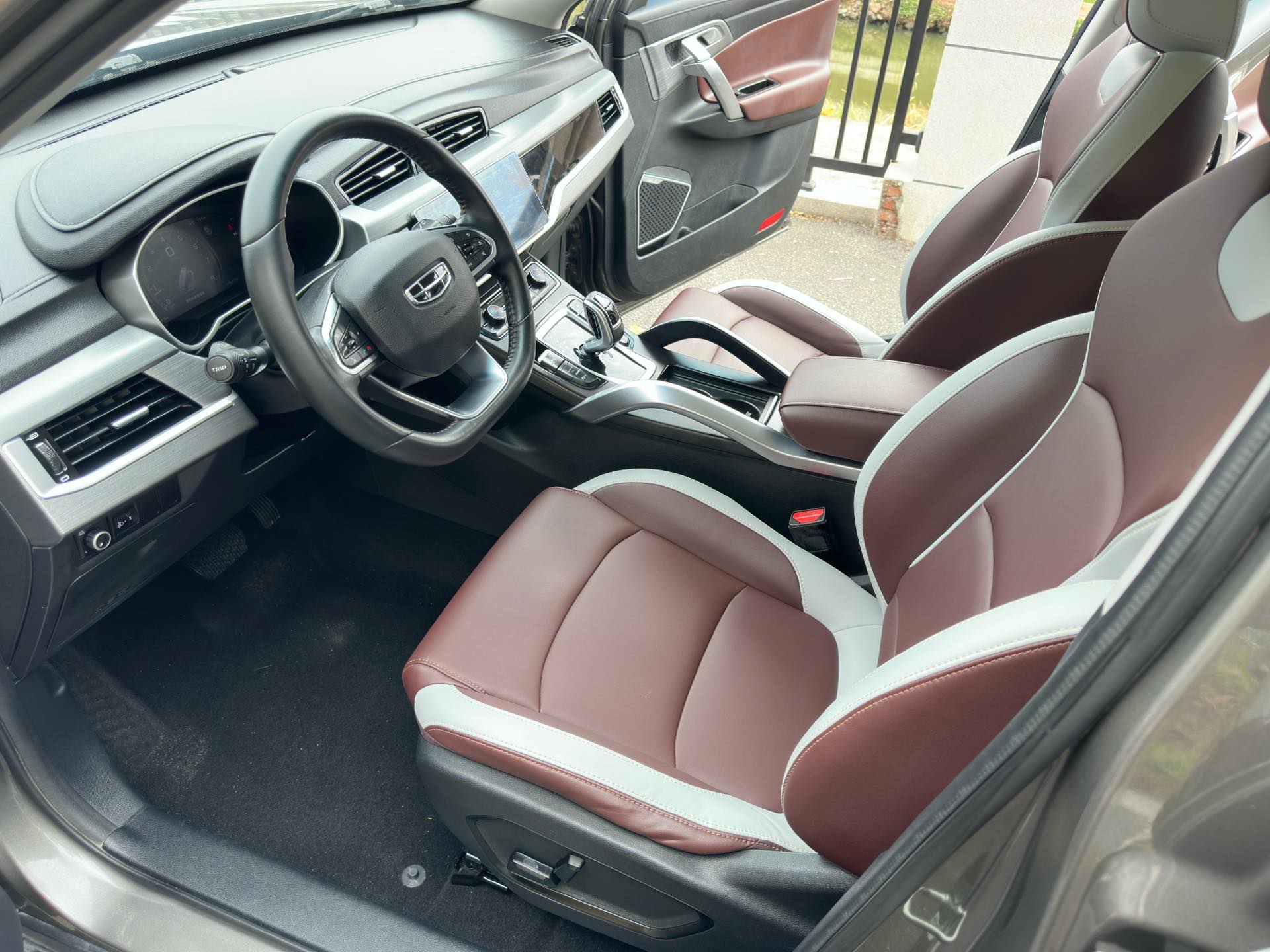 Geely 2022 Boyue 1.8TD Zhiya