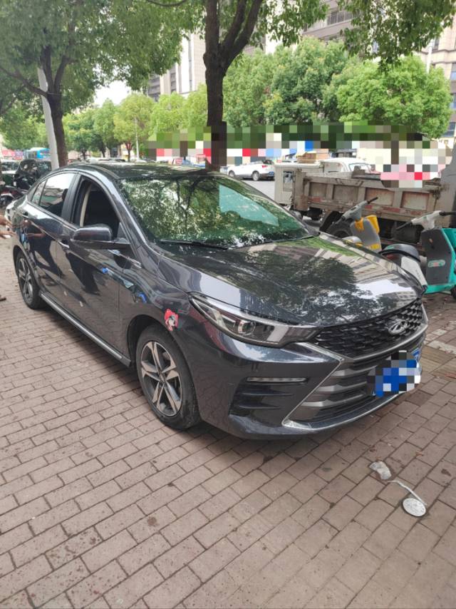 奇瑞 2021款 艾瑞泽5 PLUS 1.5T 无级 小泽艾粉PLUS