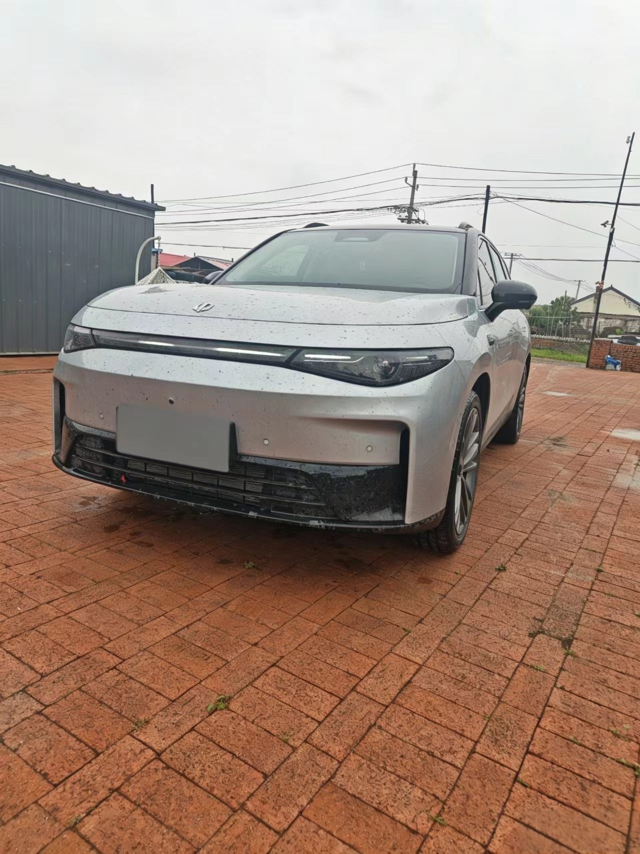 零跑 2024款 C16 200尊享版