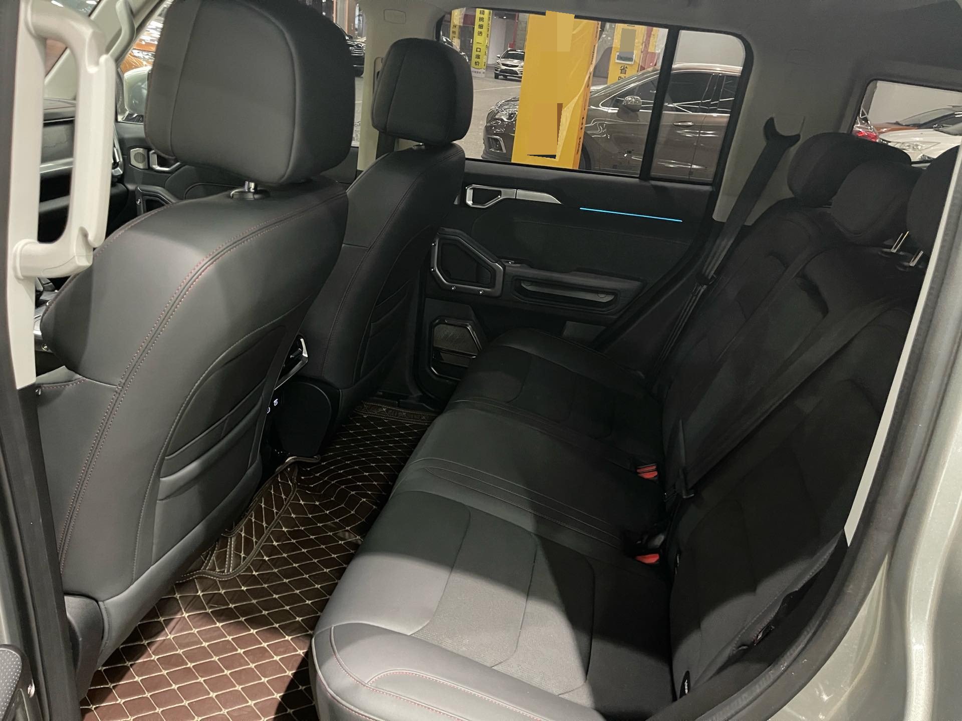 JETOUR 2023 Traveler 2.0T 4WD Cross PRO