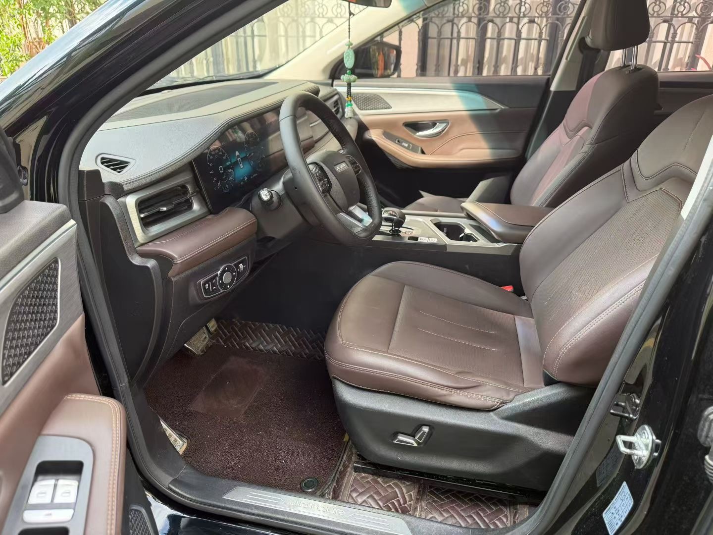 JETOUR 2023 X90 PLUS 1.6TD Flat Floor 7-Seater