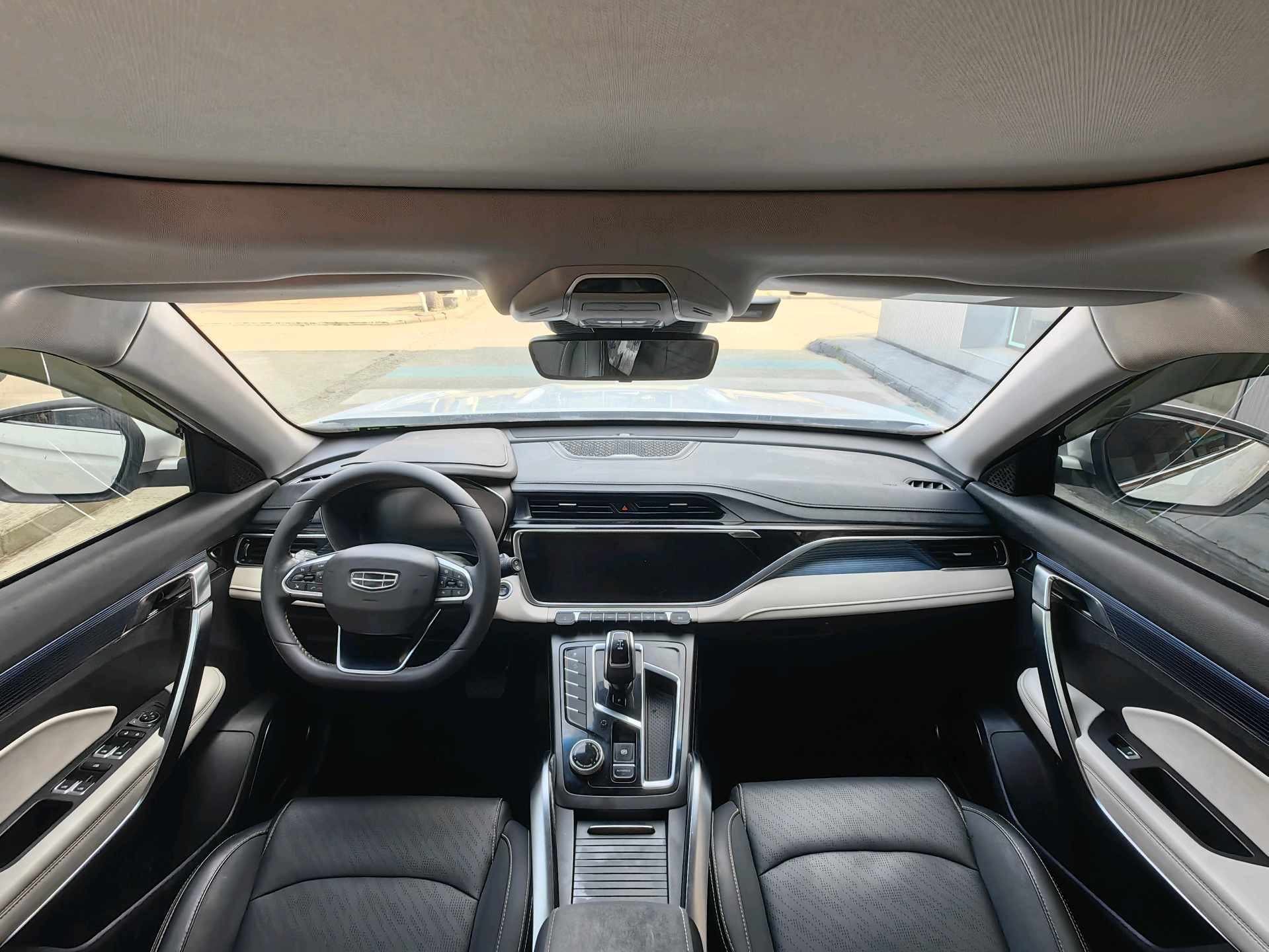 Geely 2022 Boyue X 1.8TD Smart