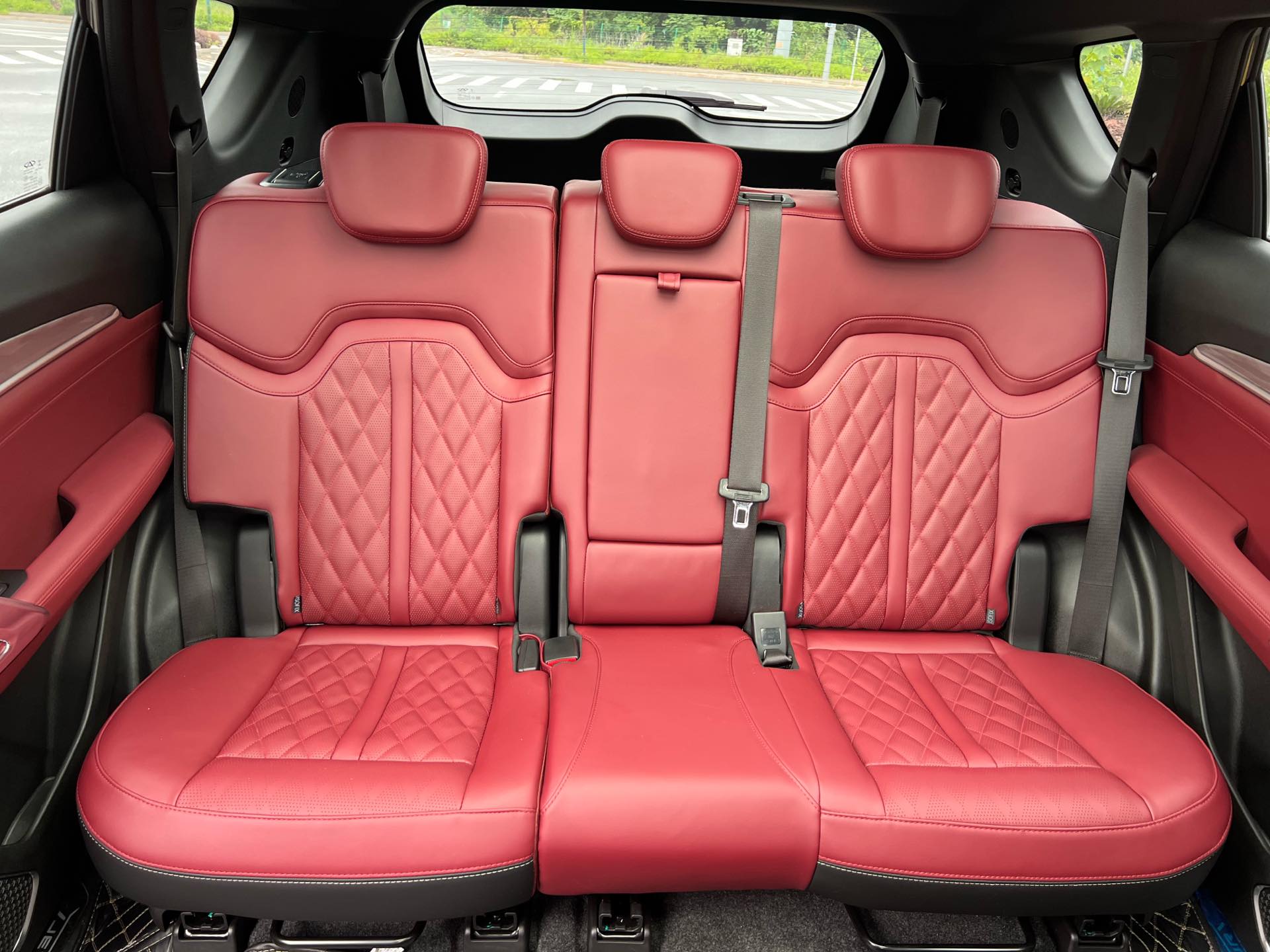 JETOUR 2023 X70 PLUS 1.5T Yongzhe PLUS 7-Seater