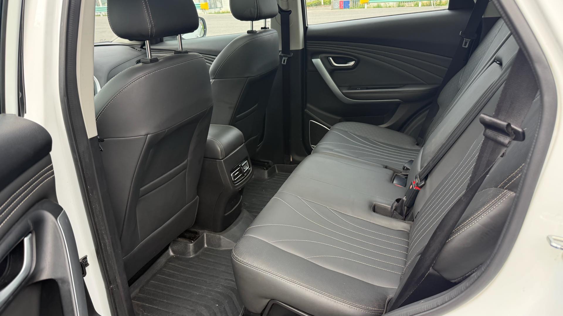 JETOUR 2021 X70 1.5T Special Edition II 7-Seater