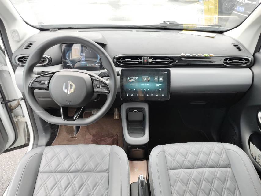零跑 2021款 T03 400舒享版