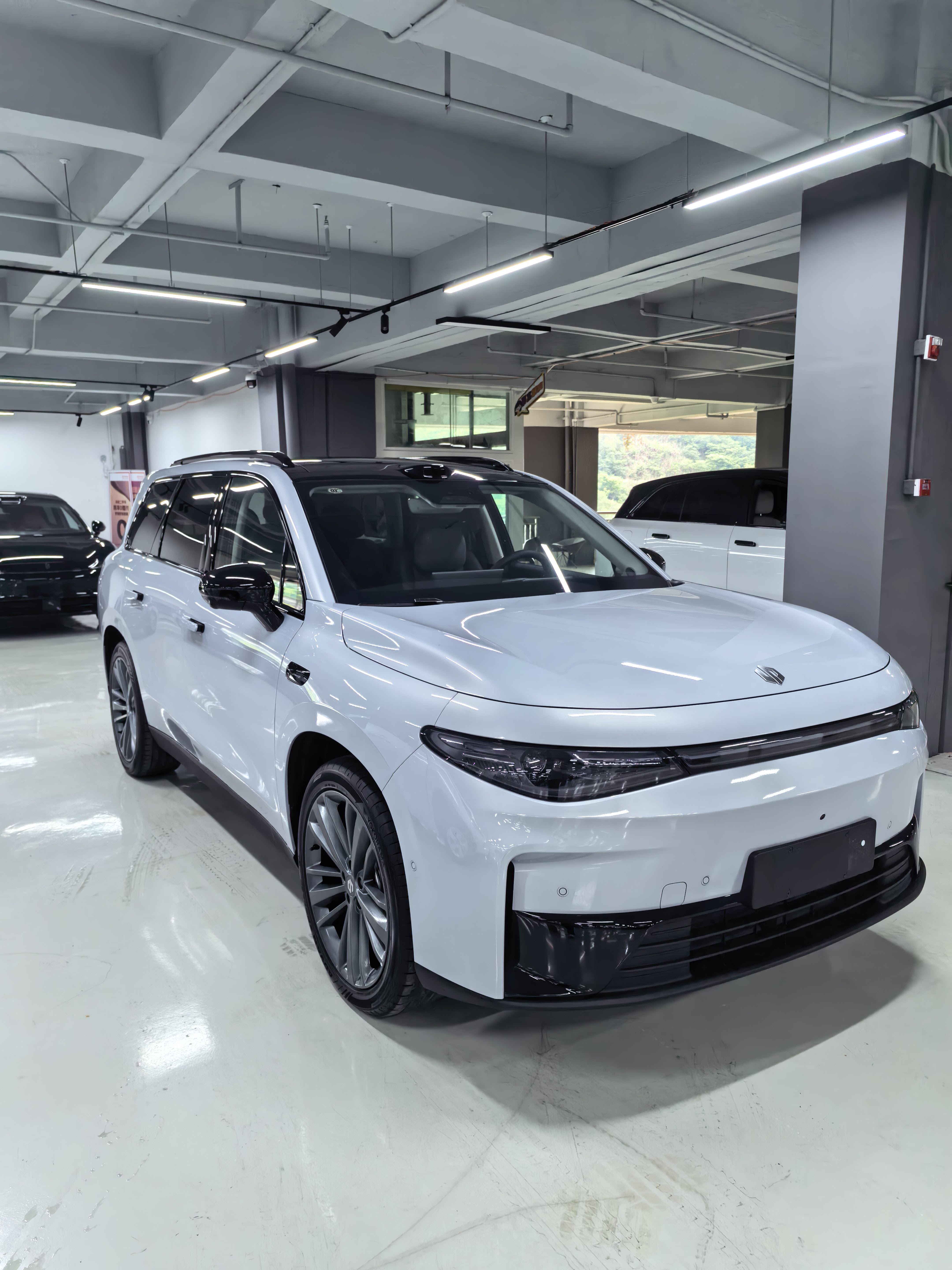 Leapmotor 2026 C16 630 LiDAR Ultimate 6-Seater