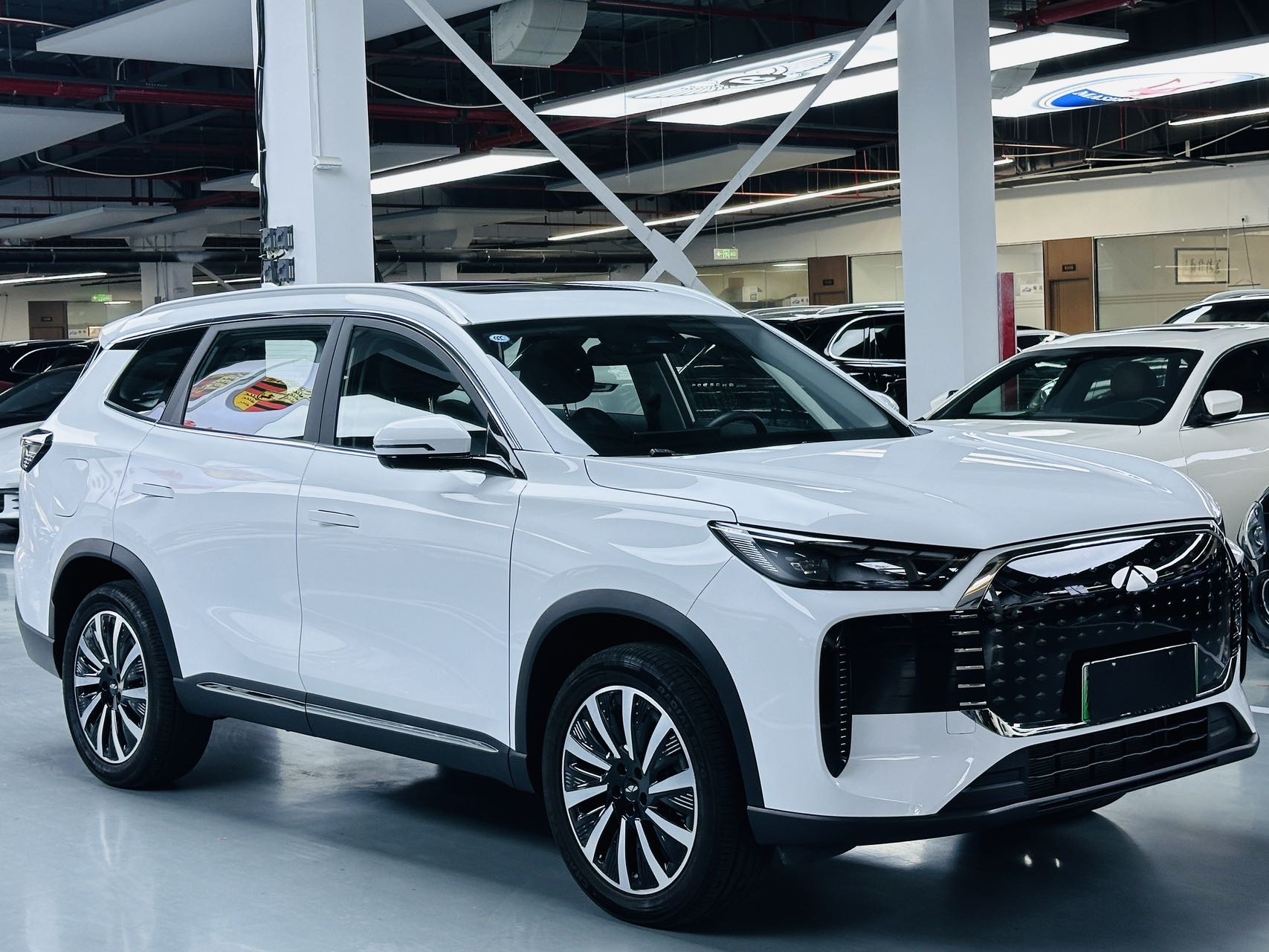Chery 2025 Fengyun T8 1.5T 130km Luxury 5-Seater