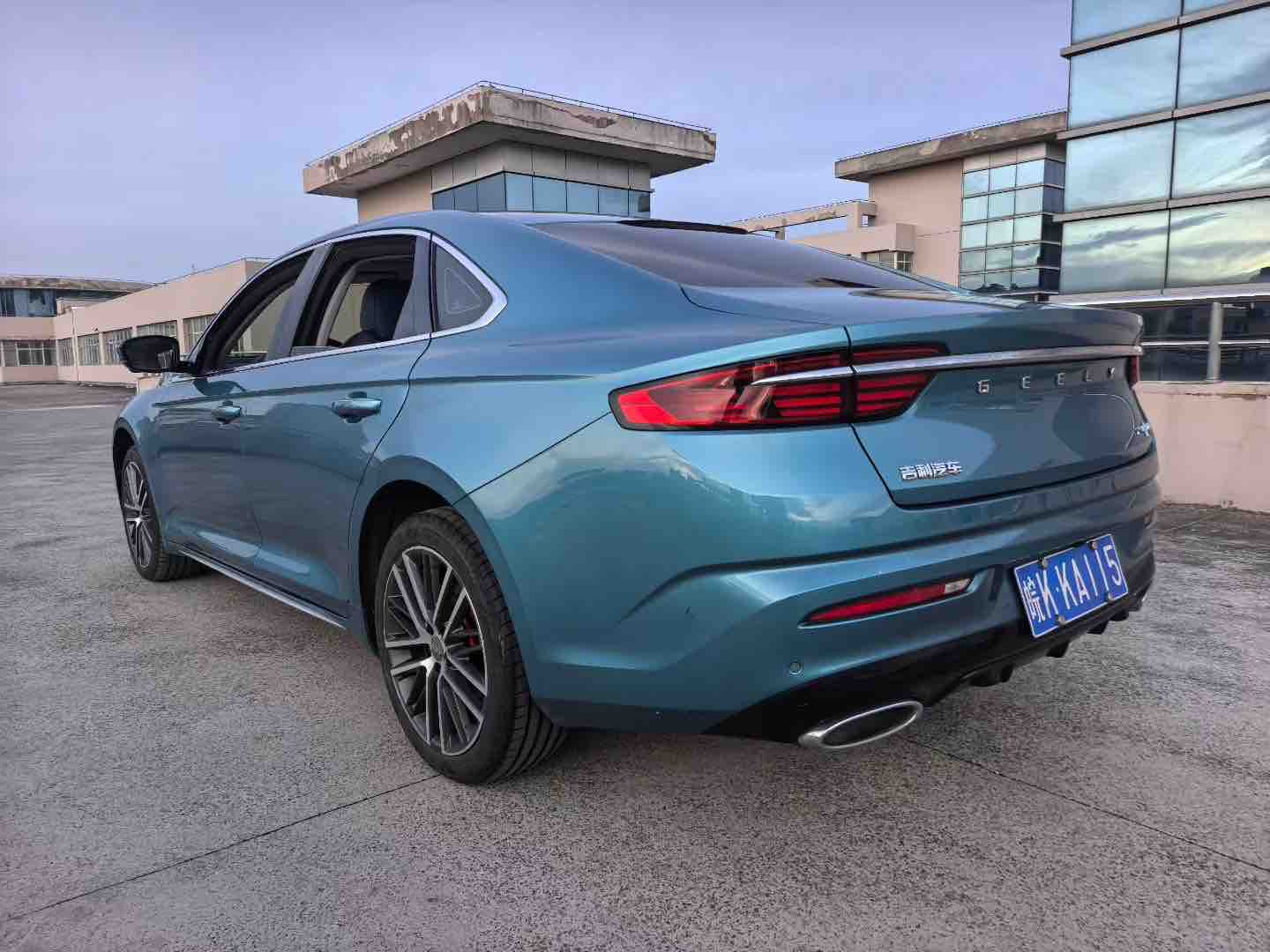 吉利 2021款 星瑞 2.0T 尊贵型(改款)