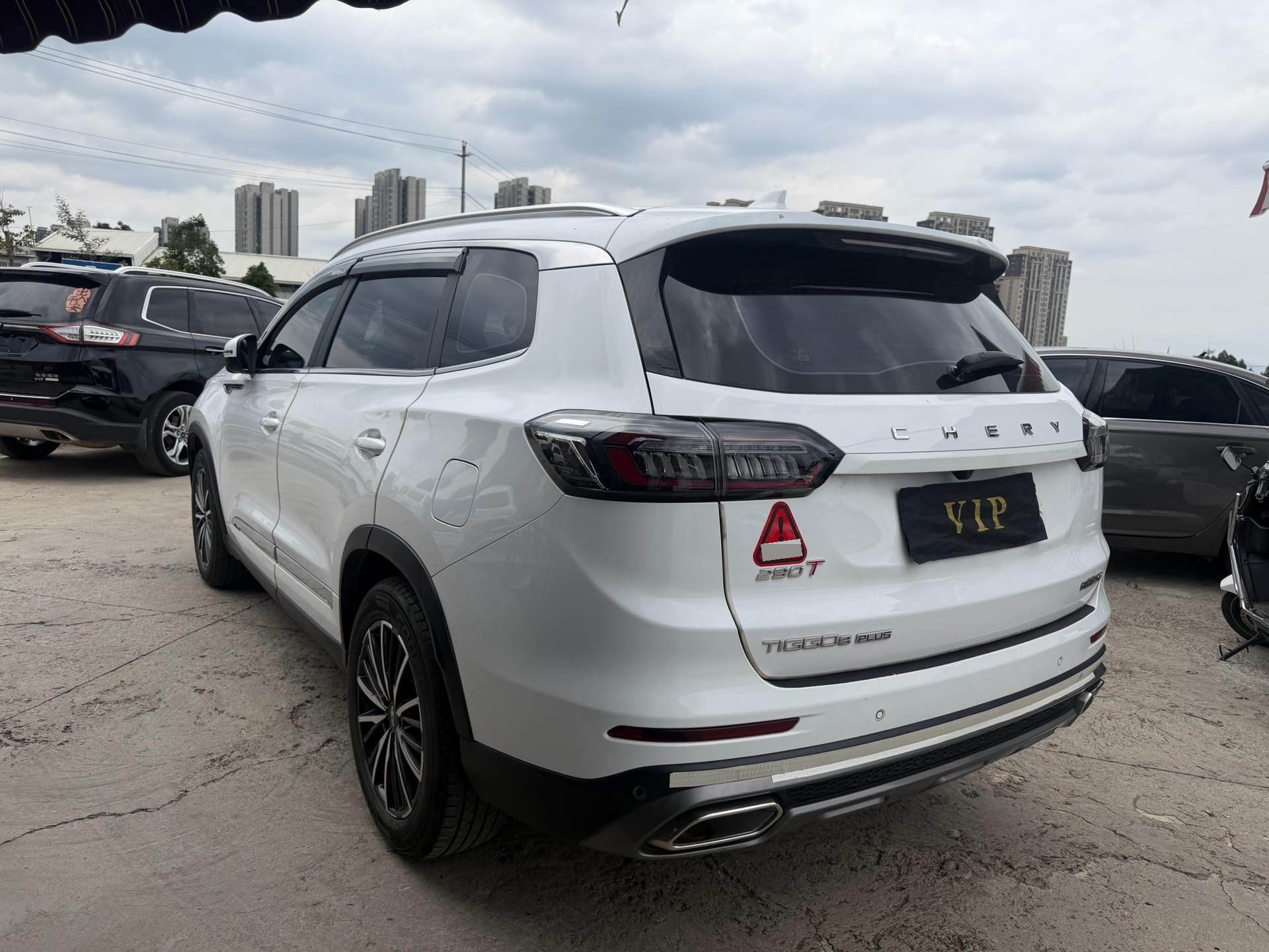 奇瑞 2022款 瑞虎8 PLUS 1.6TGDI 290TGDI 豪享版