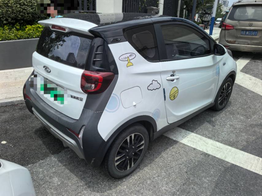 Chery 2022 eQ1 Sweet Pink Half Sugar Edition LFP 30kW 301km (Facelift)