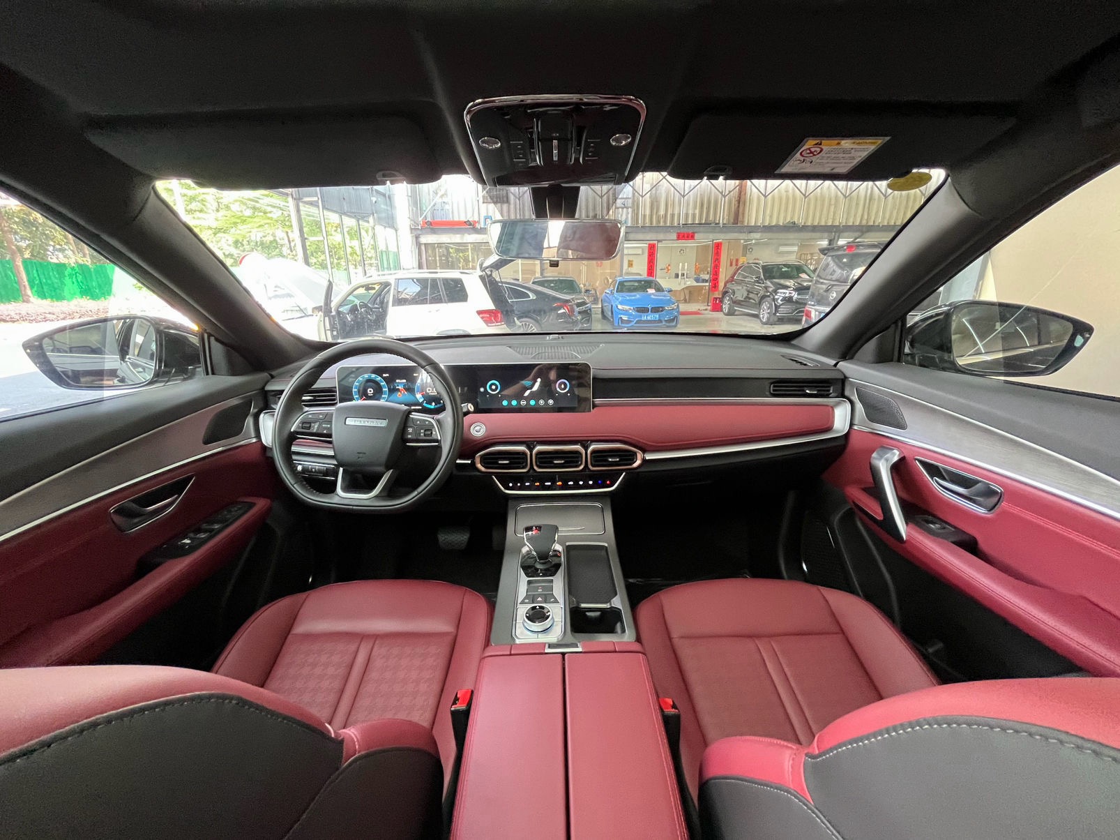 捷途 2025款 X70 PLUS 1.5T 冠军版PRO7座