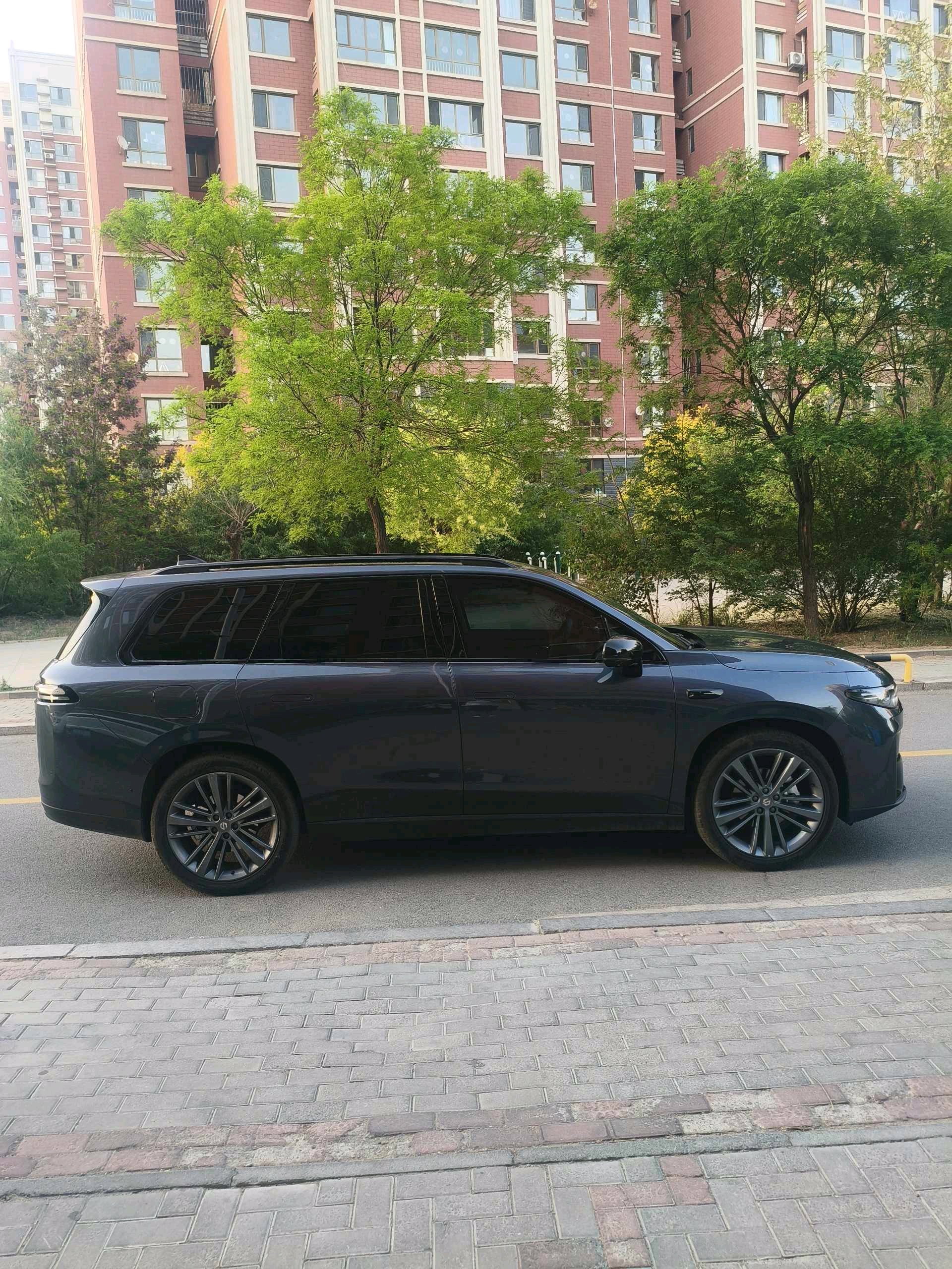 零跑 2024款 C16 200尊享版